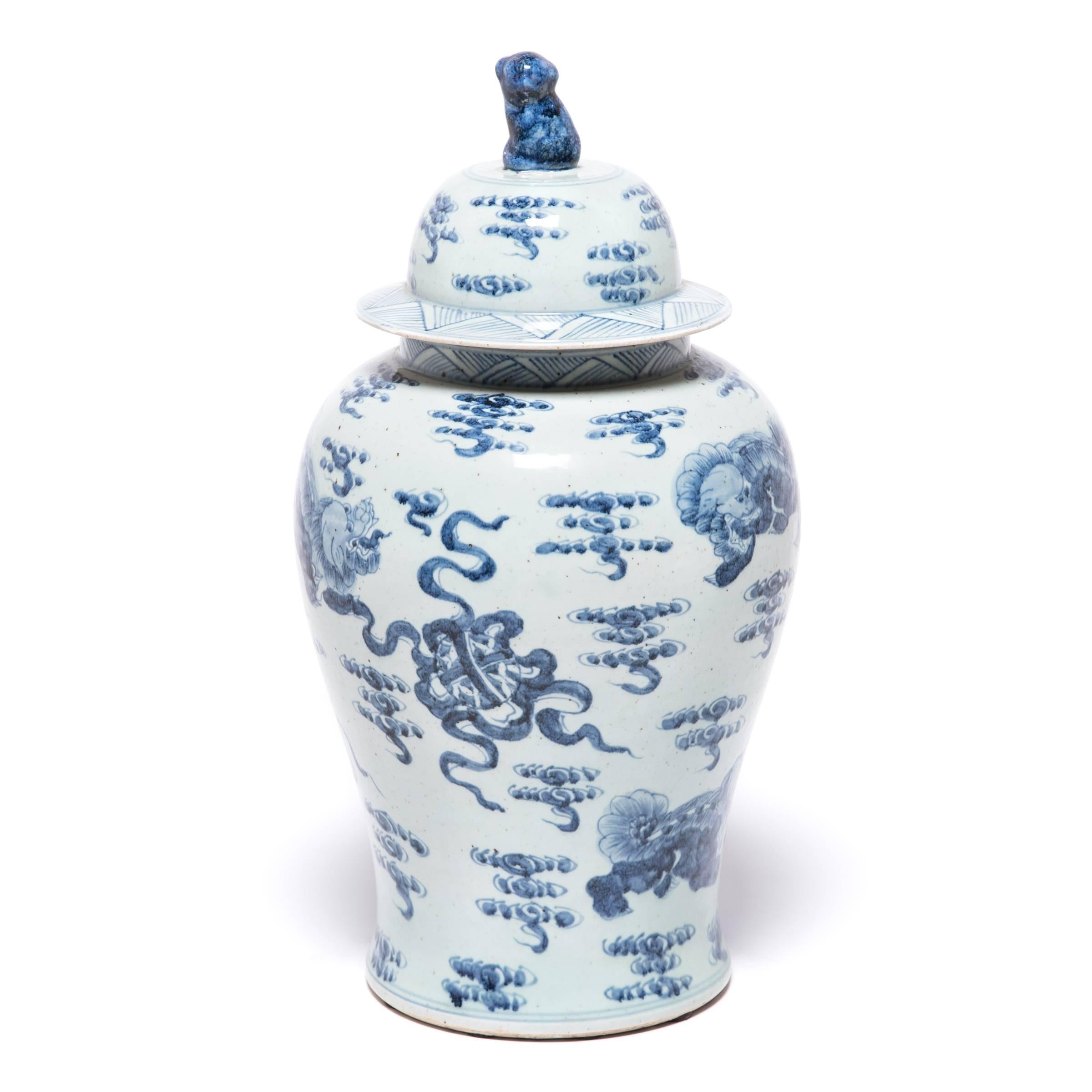 Glazed Chinese Blue-and-white Covered Shizi Jar