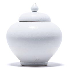 Chinese Tapered Cloud Jar with Lid