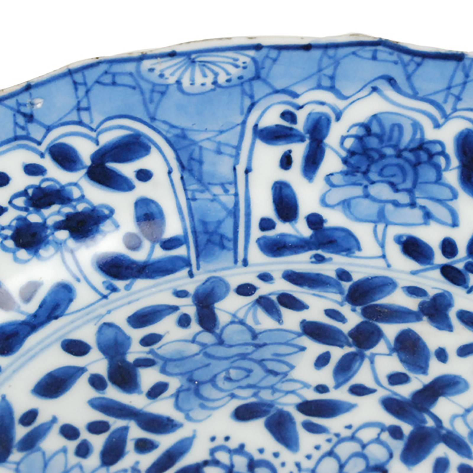 Qing Chinese Floral Motif Plate Made for European Export