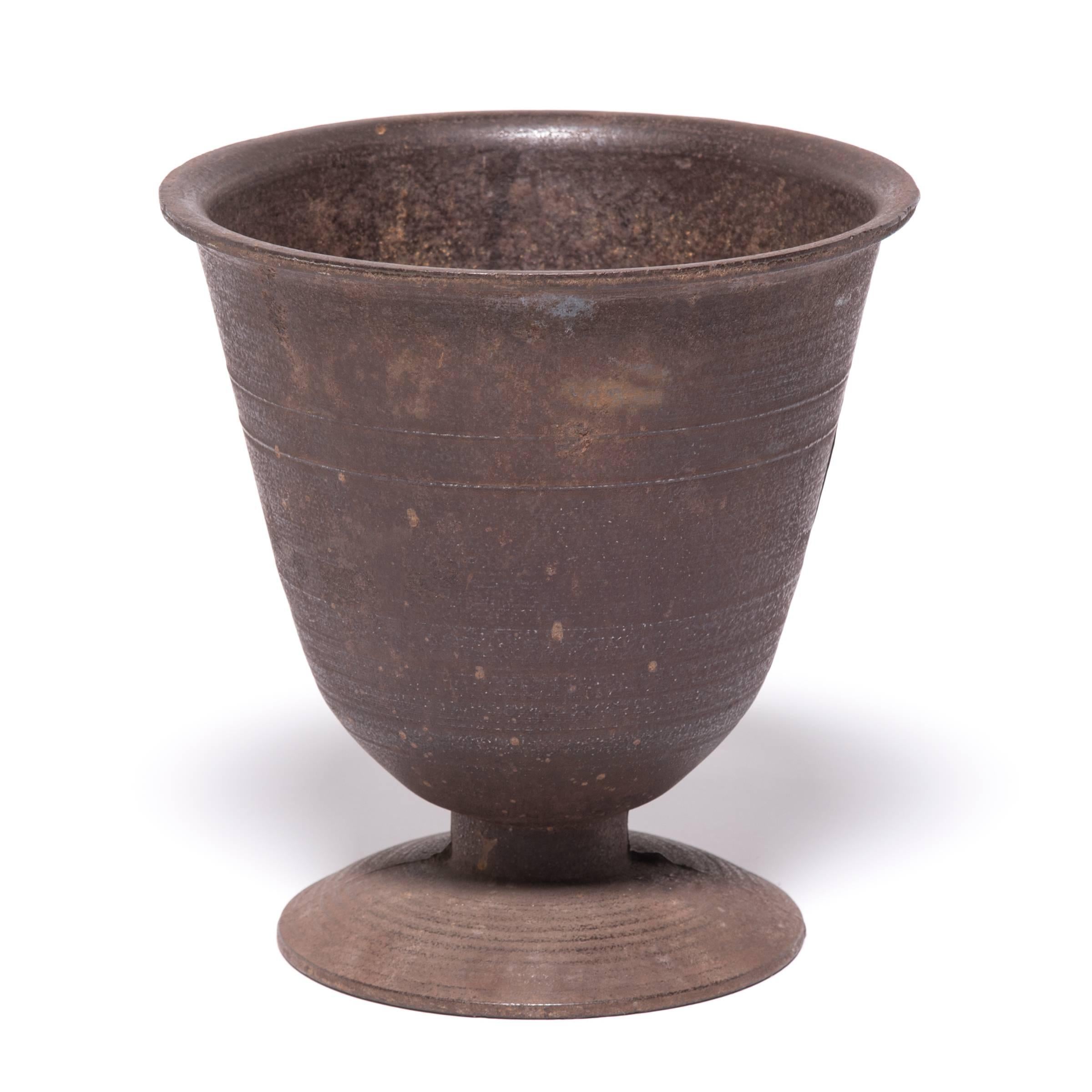 Korean Cast Iron Apothecary Mortar, c. 1900 In Good Condition In Chicago, IL