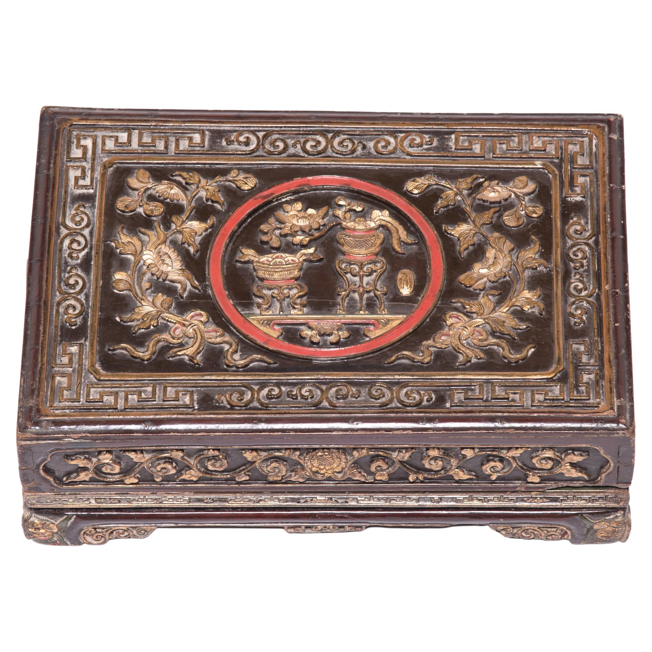 Chinese Eternal Love Offering Box, c. 1800 For Sale