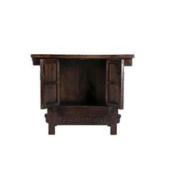 19th Century Chinese Petite Two-Door Elm Chest