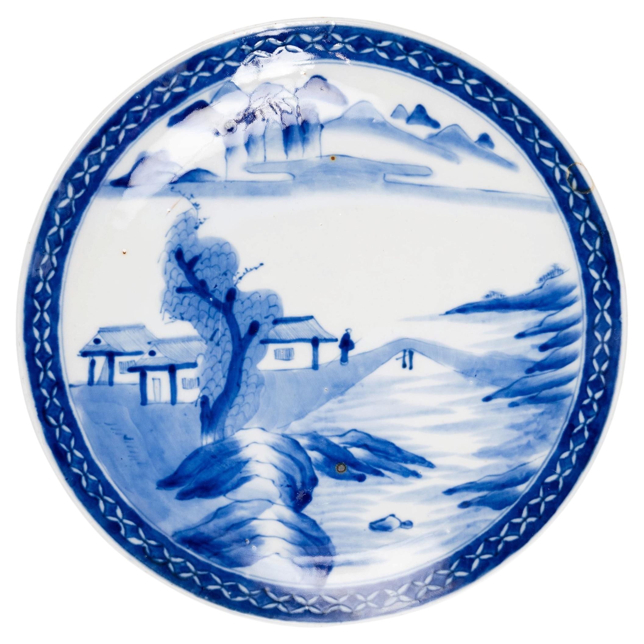 Chinesischer blau-weißer Shan-Shui-Teller, Anfang des 20. Jahrhunderts im Angebot