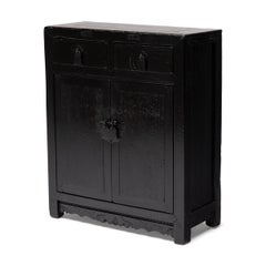 Vitrine chinoise peu profonde à deux tiroirs, XIXe siècle