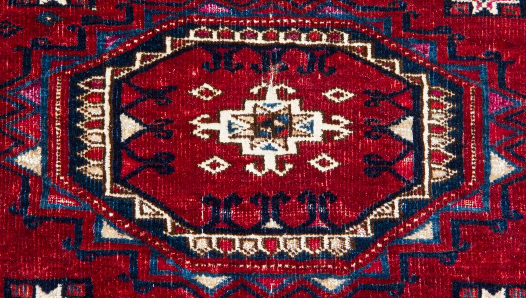 This is a rare and extraordinary example of a Salor Turkeman rug.
Excellent condition, please see image number 6 to see hole.

 