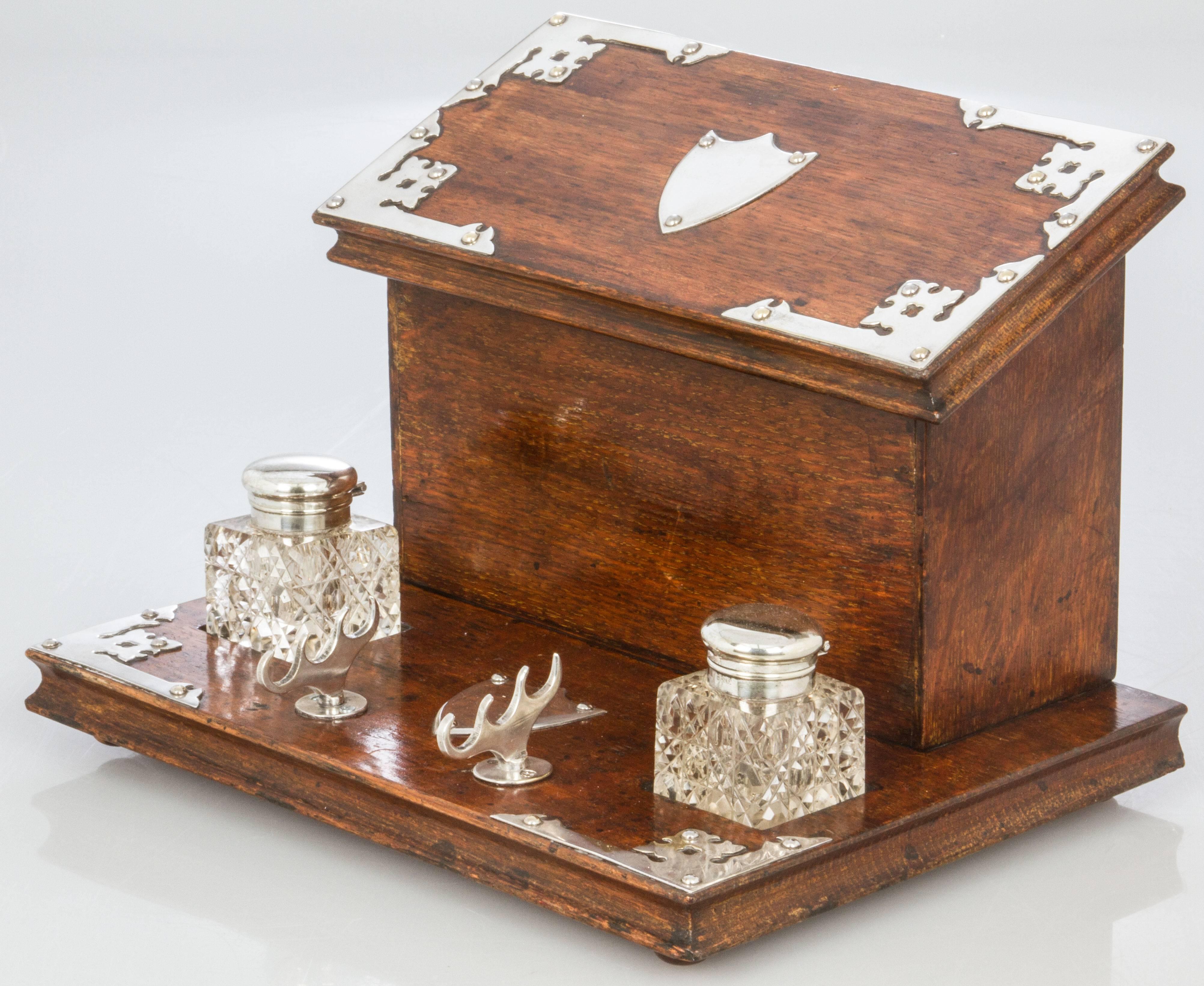 Victorian Wood and Silver Plate Writing Box with a Pair of Inkwells In Good Condition In Chicago, IL