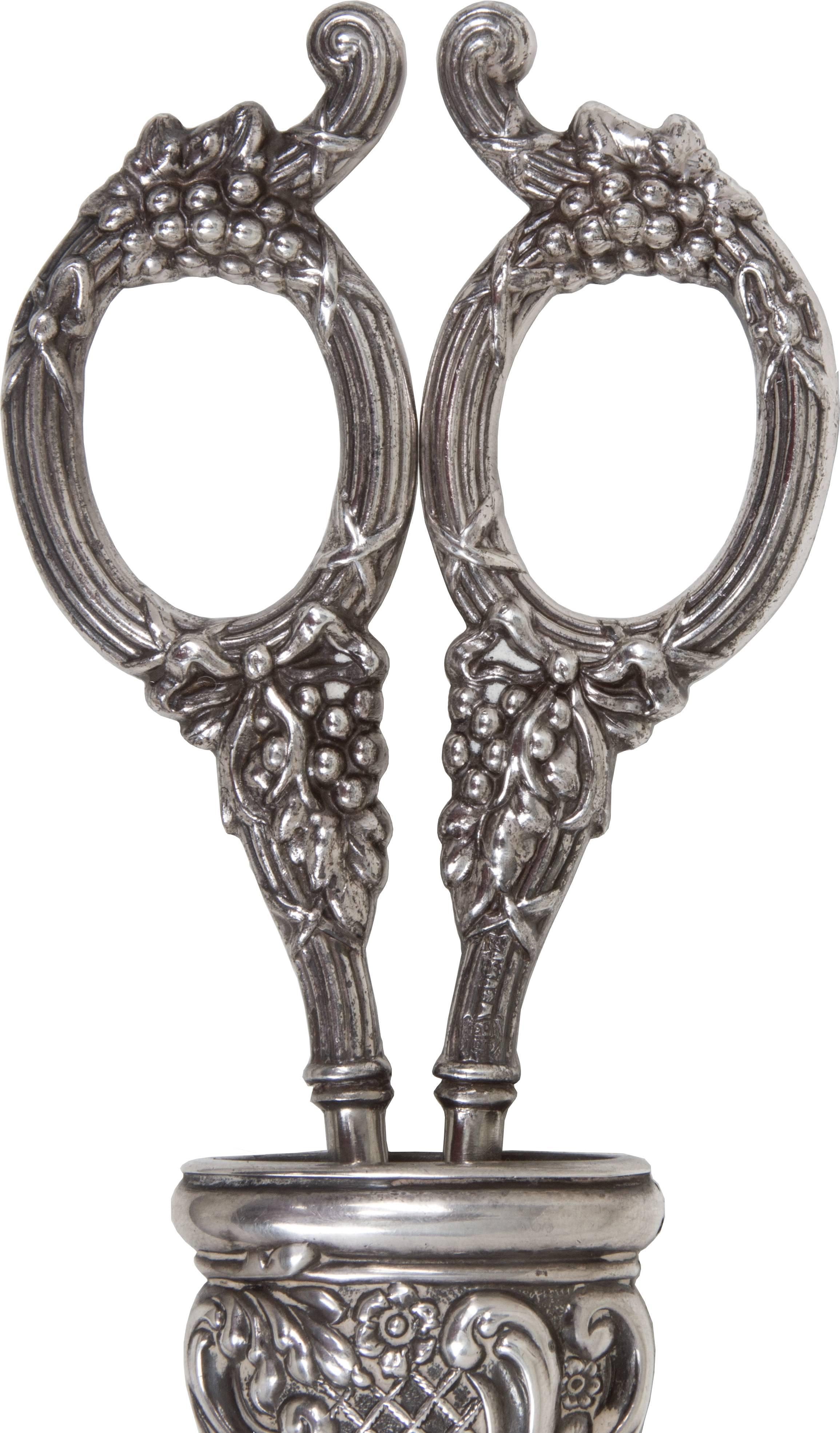 Late 19th Century Aesthetic Movement Victorian Ornate Silver Grapeshears For Sale