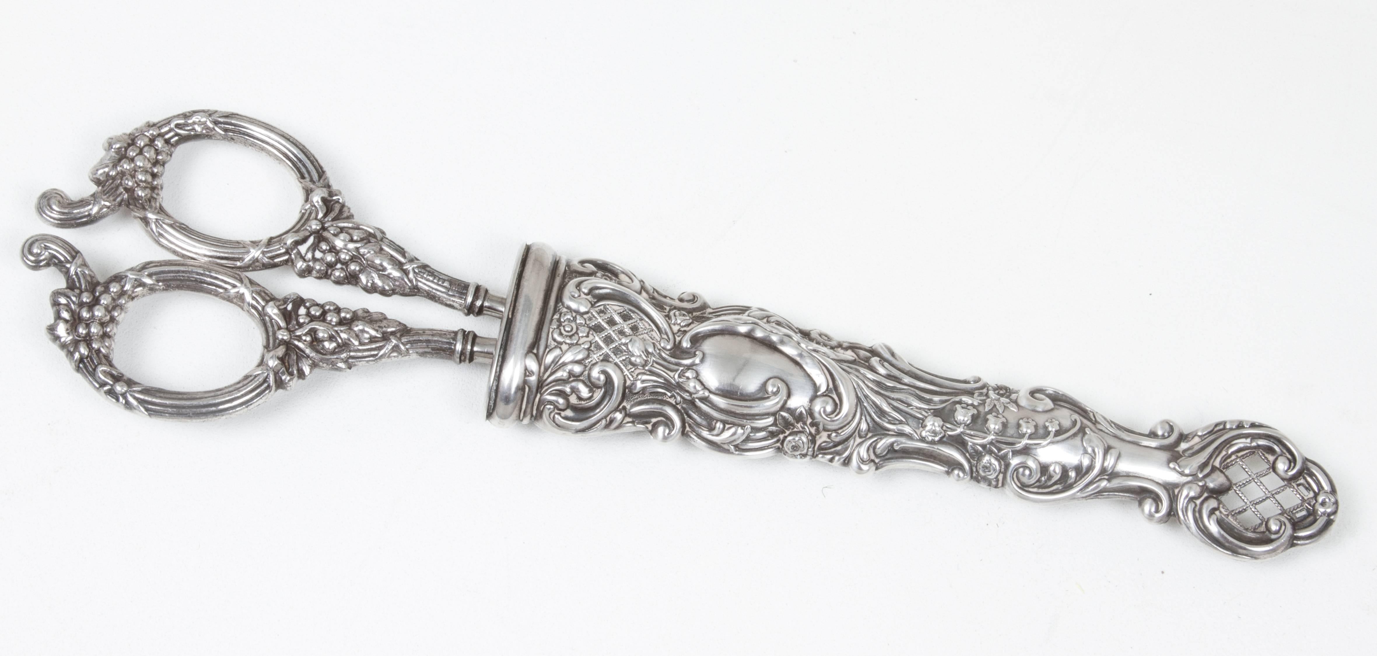 Sterling Silver Aesthetic Movement Victorian Ornate Silver Grapeshears For Sale