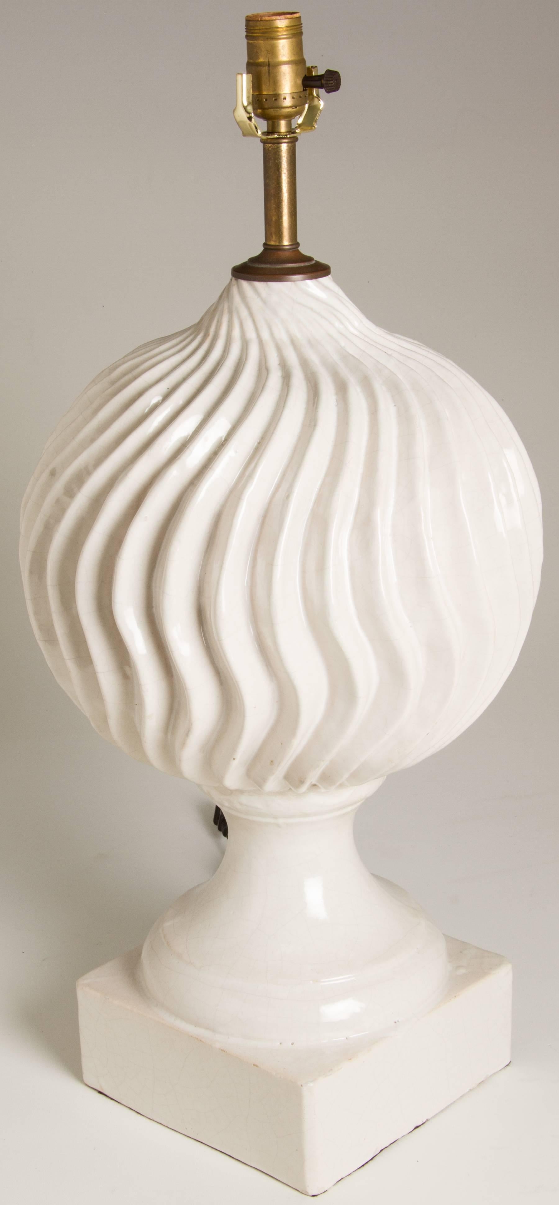20th Century Optical Sculptural Italian Ceramic Lamp