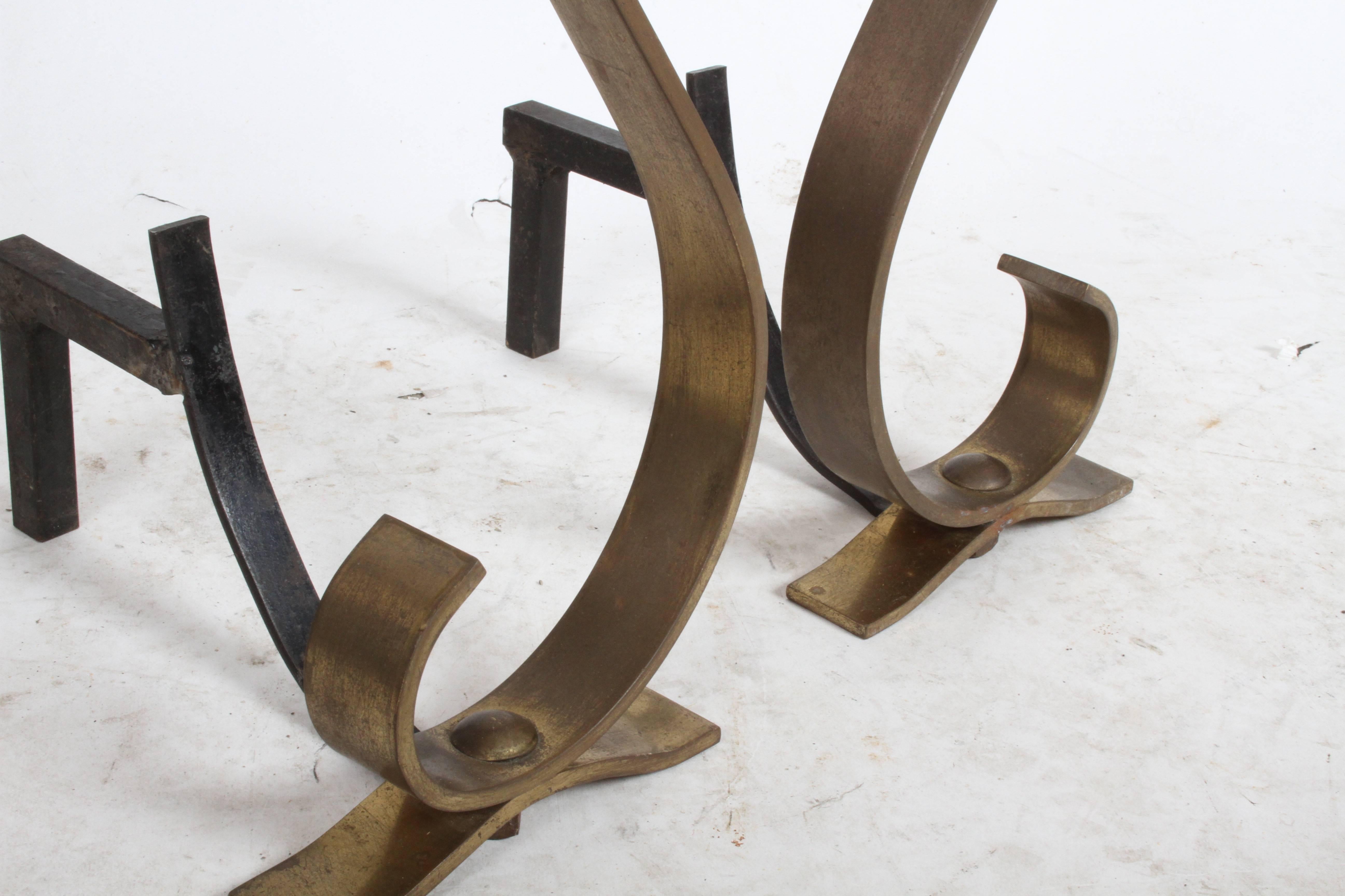 Mid-Century Modern Sculptural Brass Fire Tool Andiron Set For Sale 5