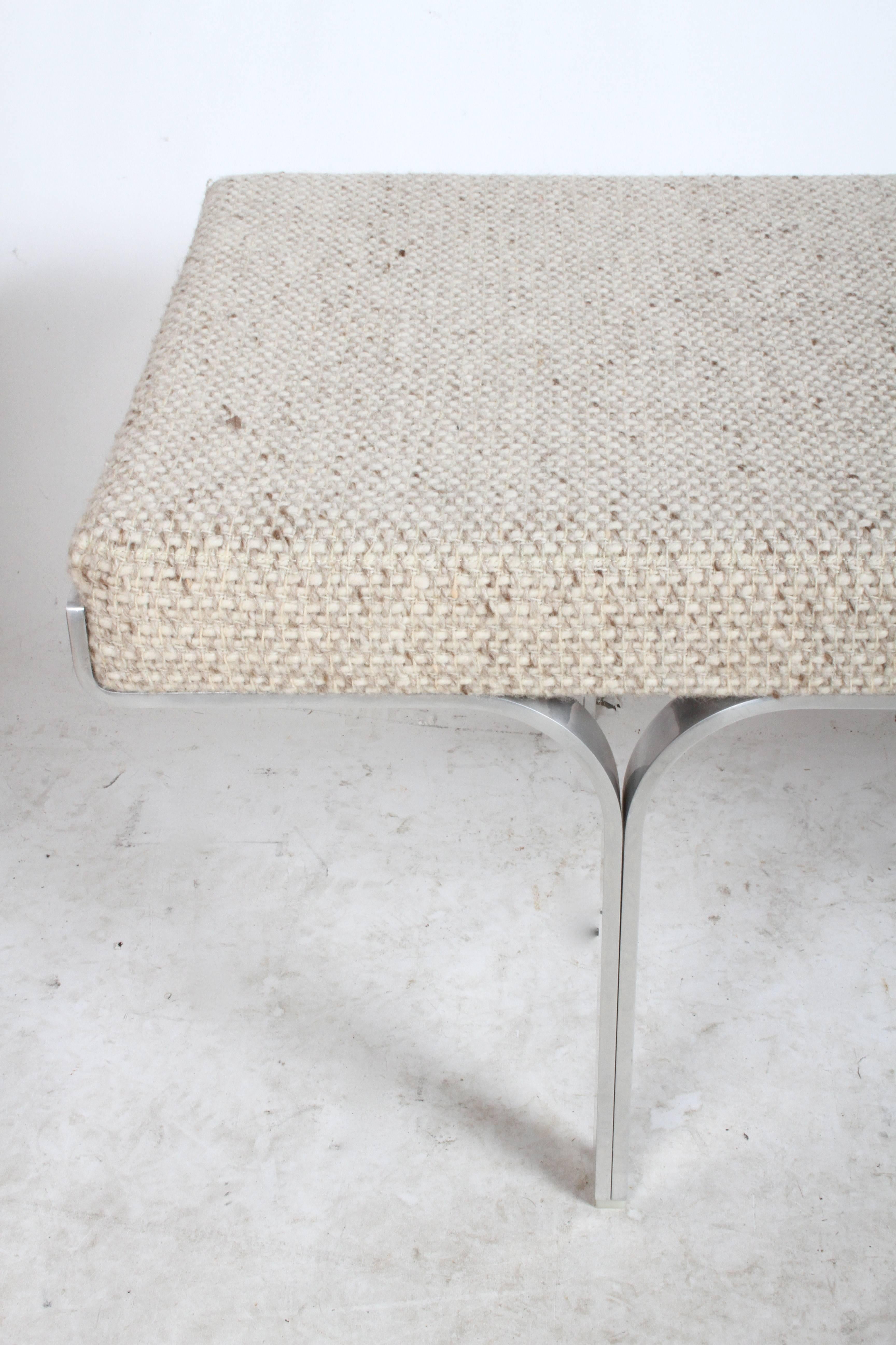 John Behringer Model 656 Link Triple Aluminum Bench, 1961, MoMA 2