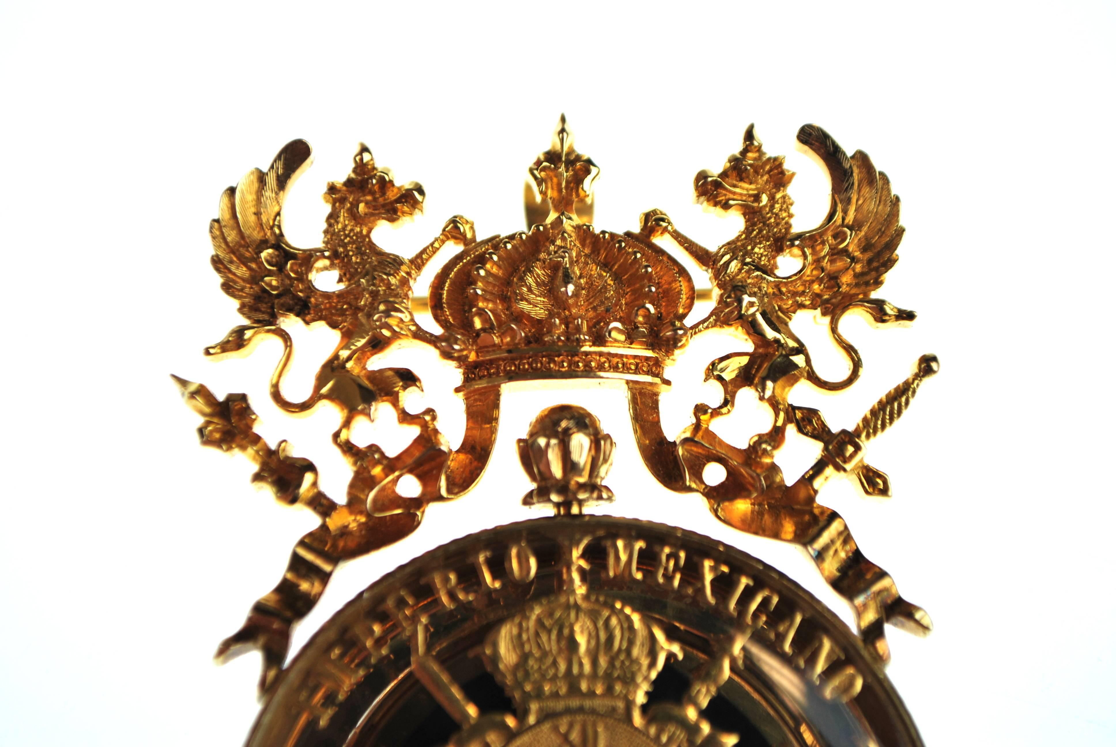 Rare Paul Flato Imperio Mexicano 1866 One Peso Solid 18k Gold Pendant Watch Excellent état - En vente à St. Louis, MO