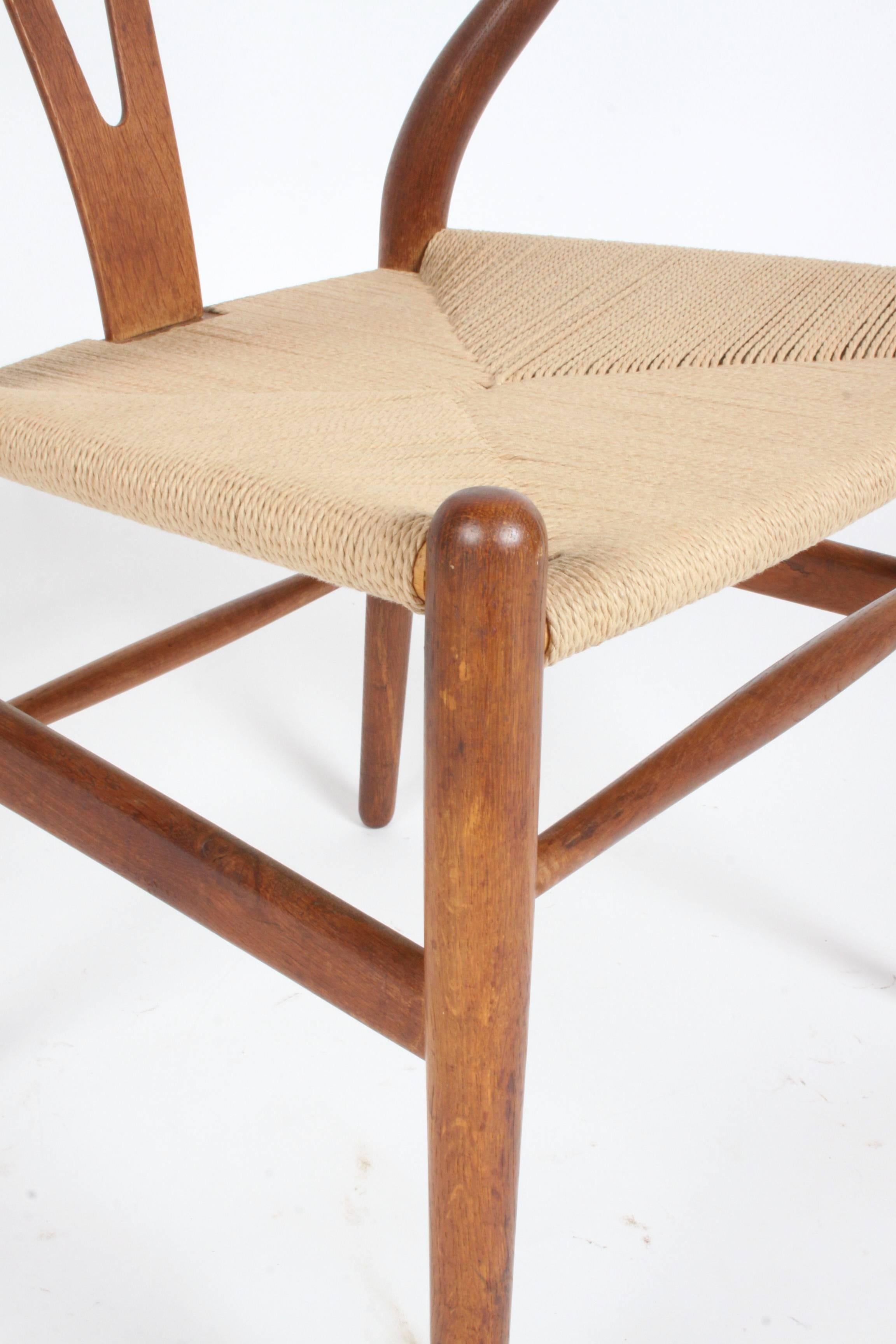 Mid-20th Century Hans Wegner Set of Six Wishbone CH-24 Dining Chairs for Carl Hansen