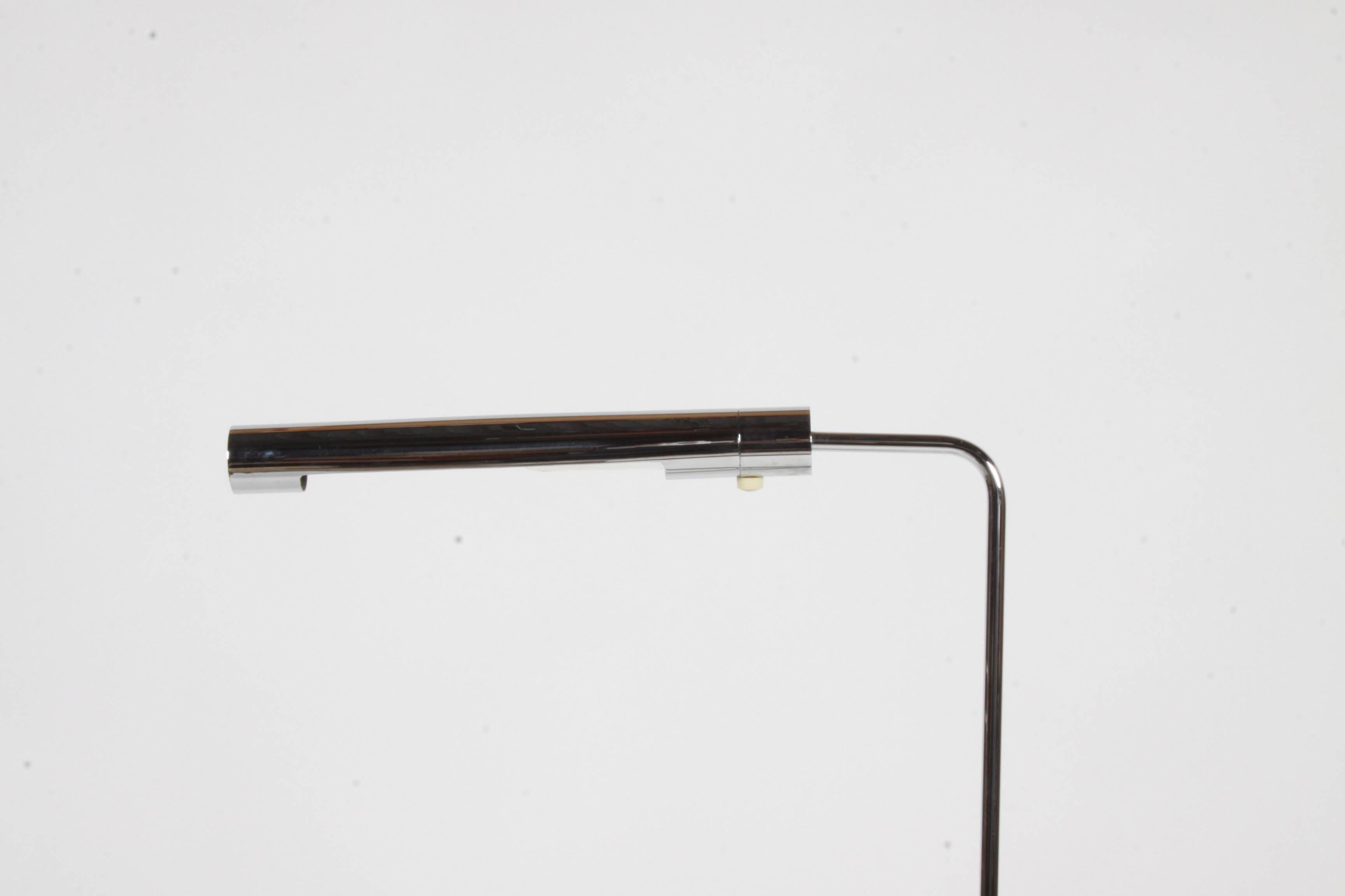 Casella Adjustable Chrome Floor Reading Lamp In Excellent Condition In St. Louis, MO