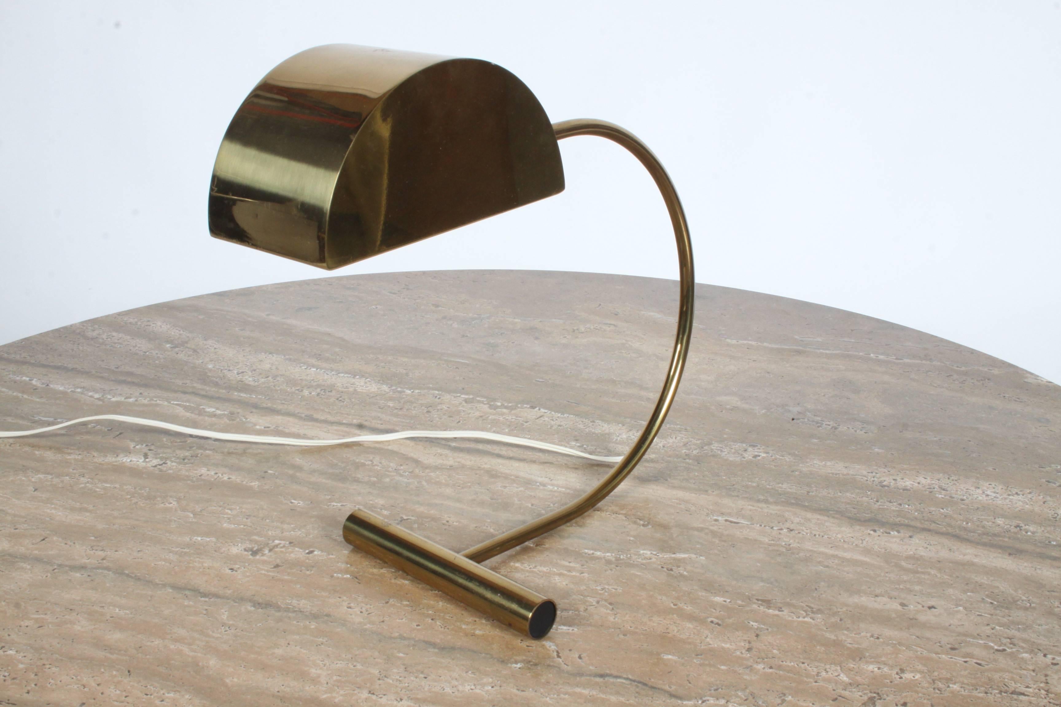 Koch and Lowy Brass Articulated Desk Lamp, OMI In Excellent Condition In St. Louis, MO