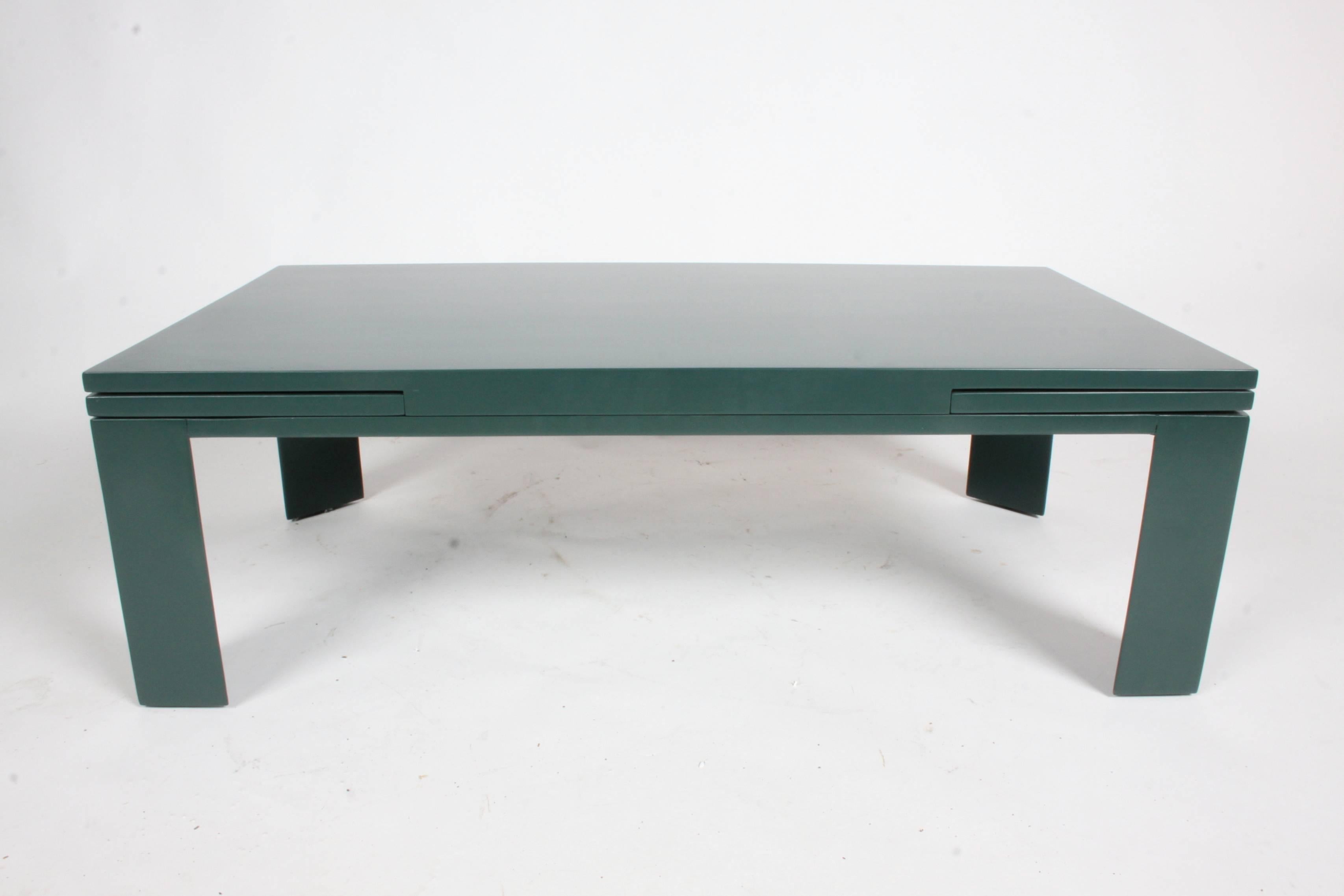 Edward Wormley for Dunbar MCM Expandable Lacquered Hunter Green Coffee Table For Sale 2