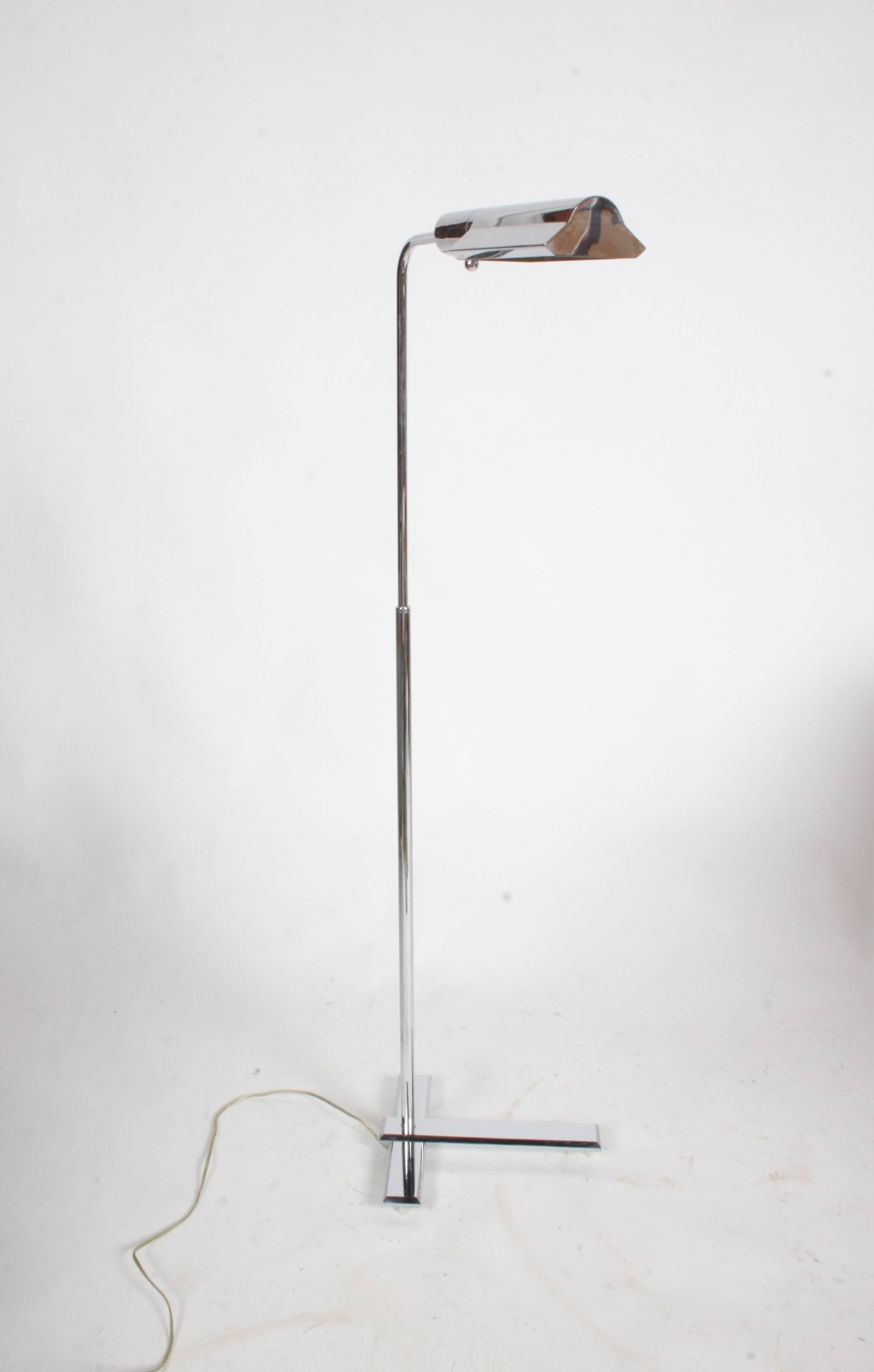 Cedric Hartman Style Adjustable Chrome Floor Lamp In Excellent Condition In St. Louis, MO