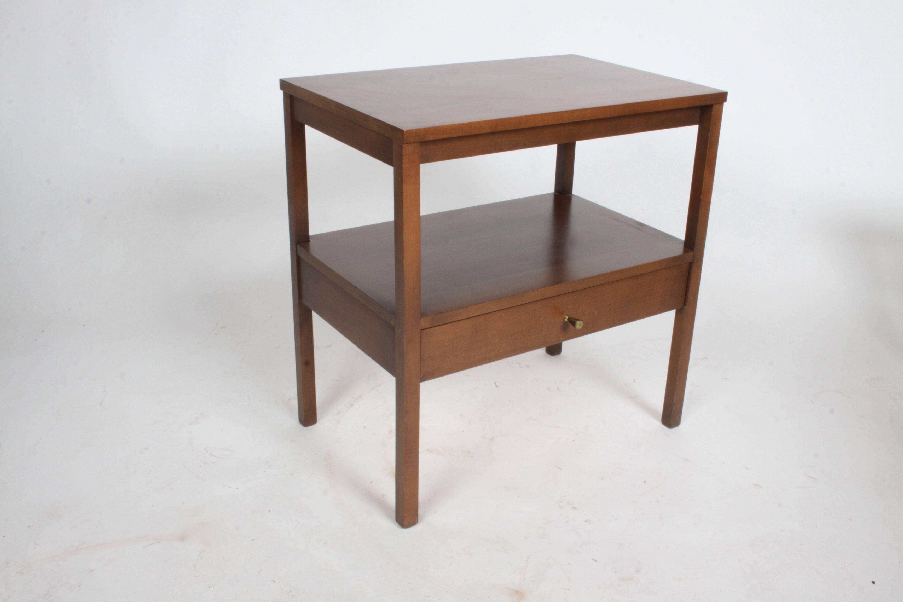 Paul McCobb Single End Table or Nightstand for Planner Group In Excellent Condition In St. Louis, MO