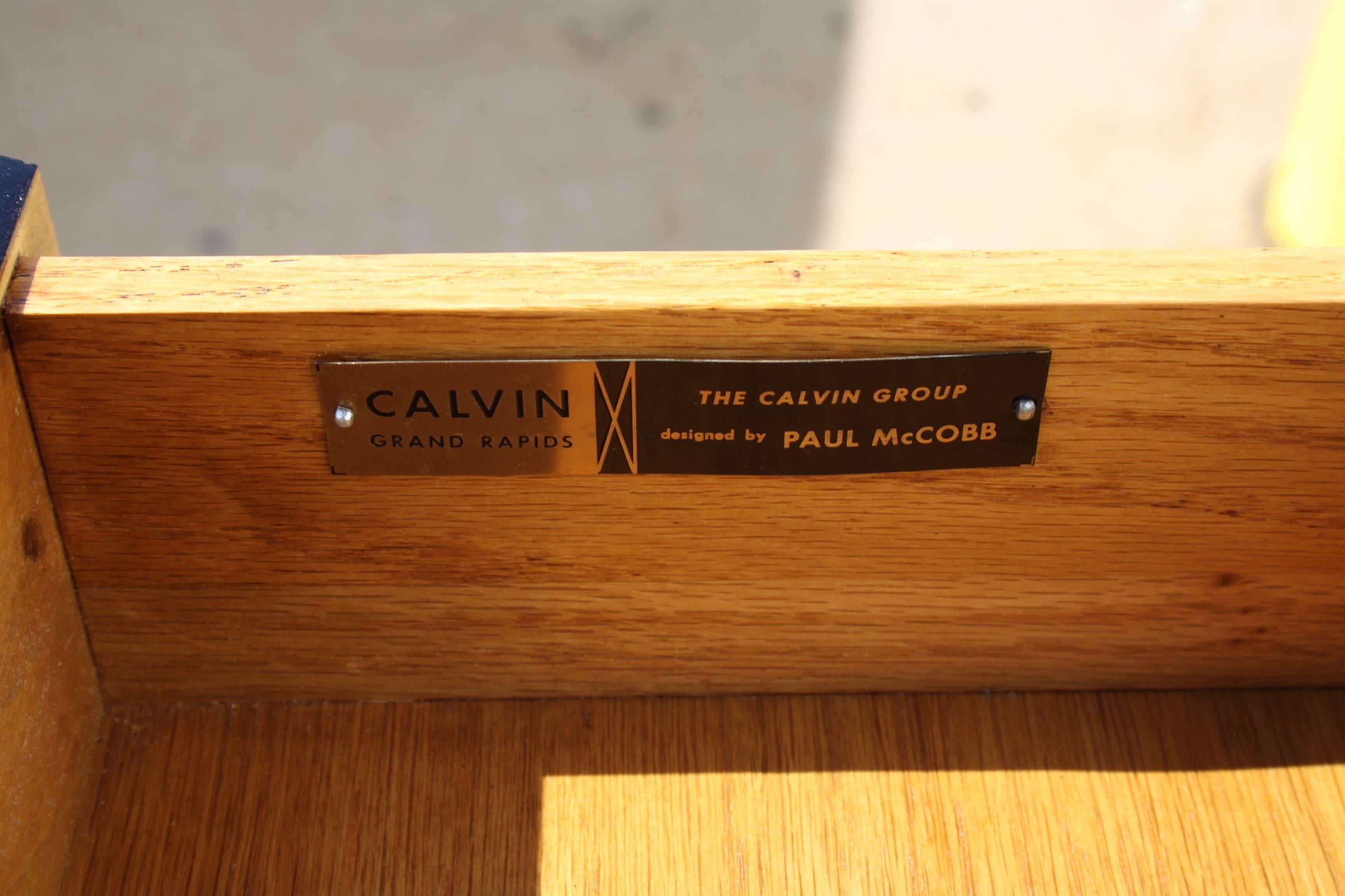 Paul McCobb for Calvin Brass X-Base Eight-Drawer Dresser In Excellent Condition For Sale In St. Louis, MO