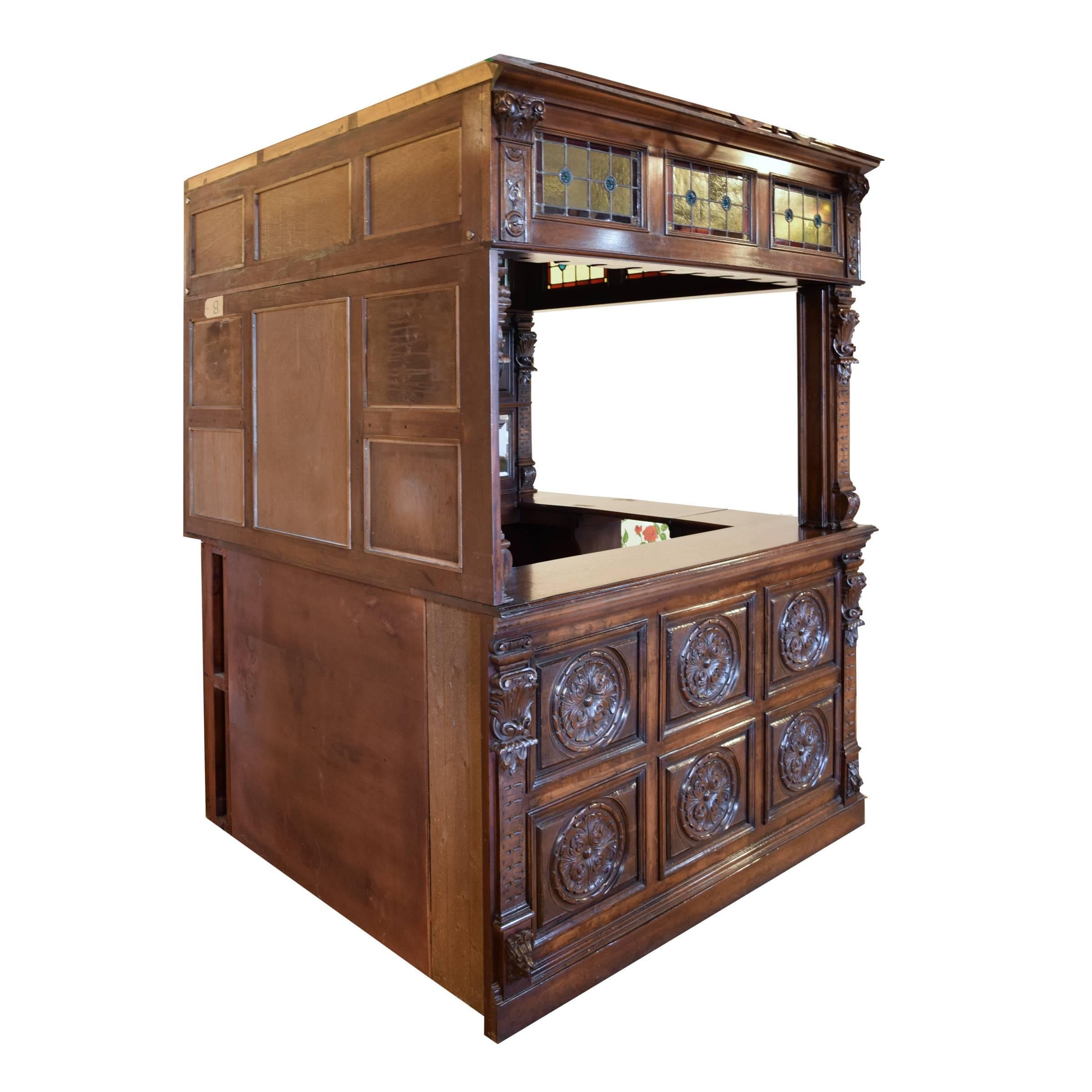 English Carved Wood, Glass and Mirror Bar In Excellent Condition In Chicago, IL