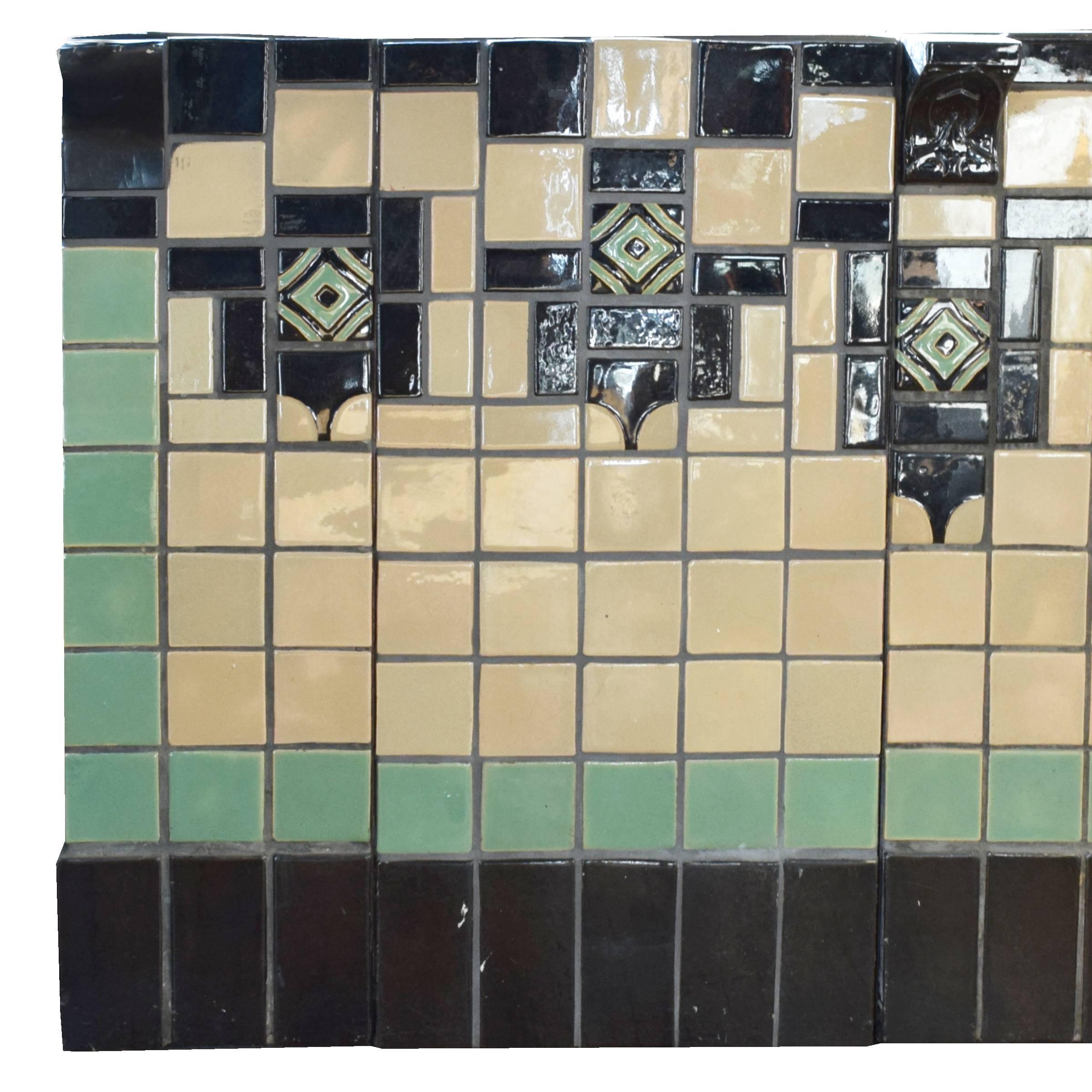 A great American Art Deco tiled bar/front counter.