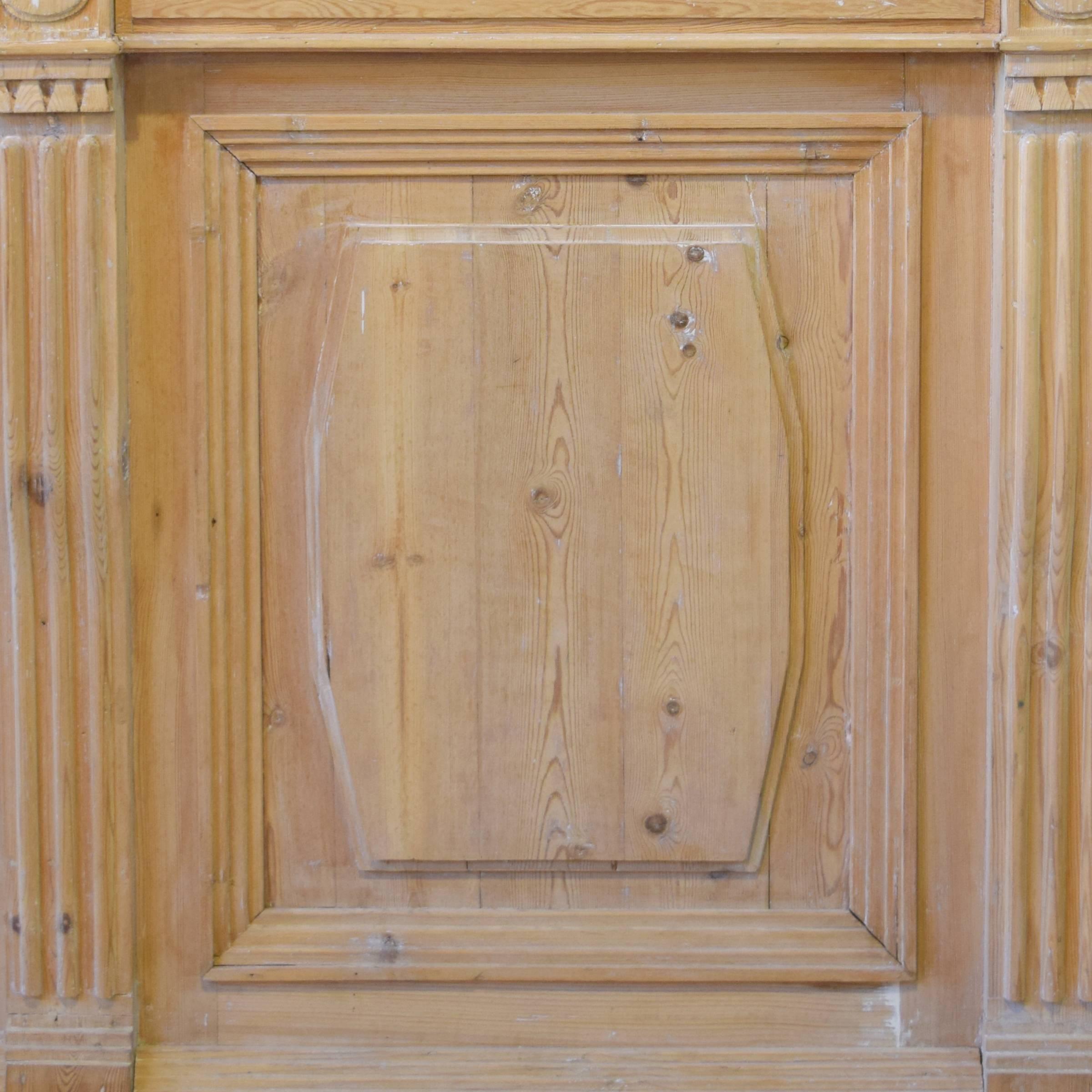 Italian French Pine Shop Counter