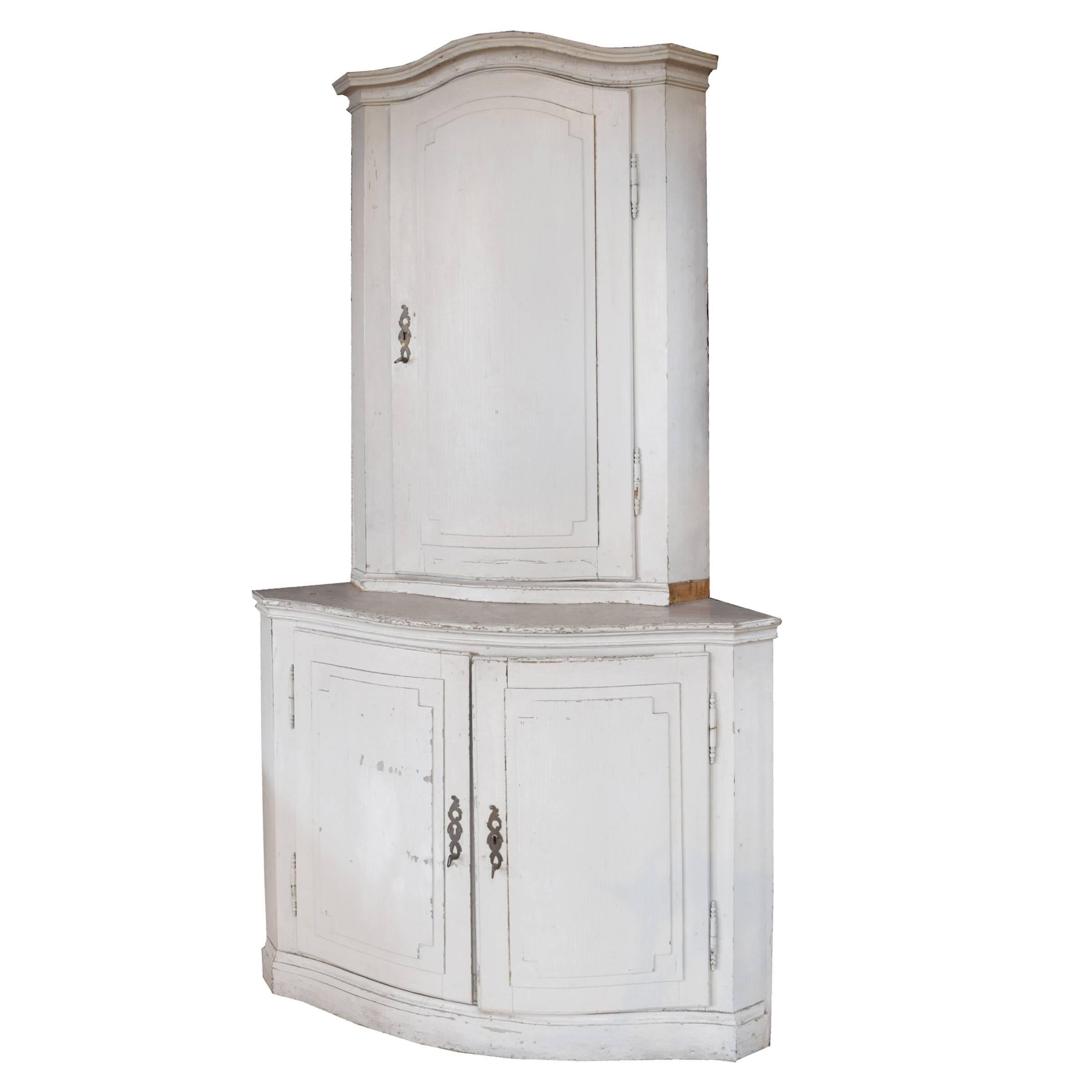 German, Two-Tier Corner Cabinet In Good Condition In Chicago, IL