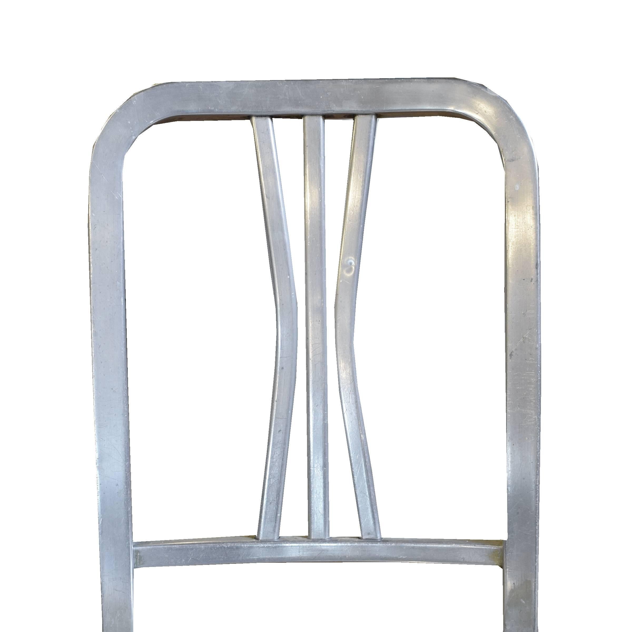 Industrial Good Form Fireproof Aluminium Chair