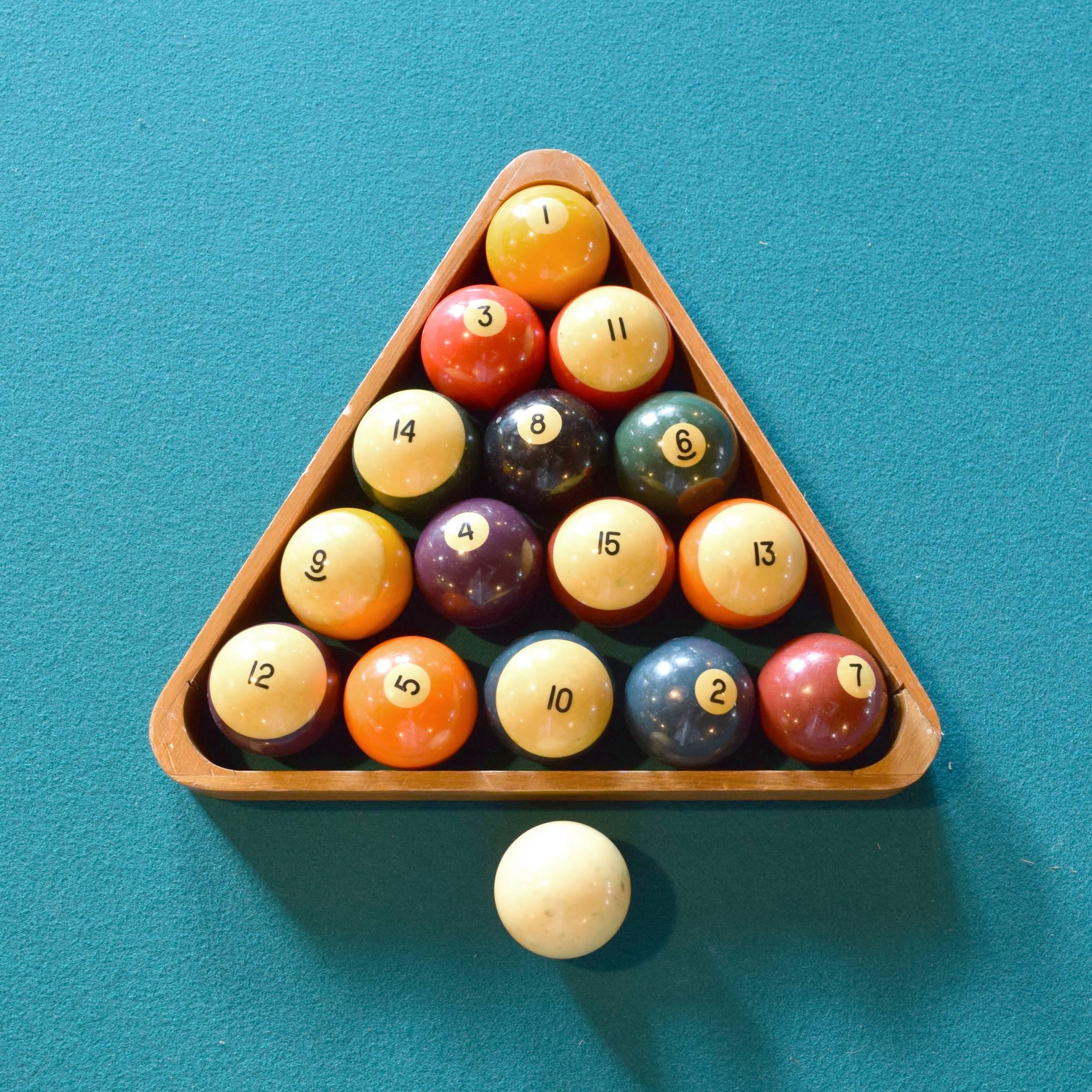 Brunswick Balke Collender Arcade Pool Table In Good Condition In Round Top, TX