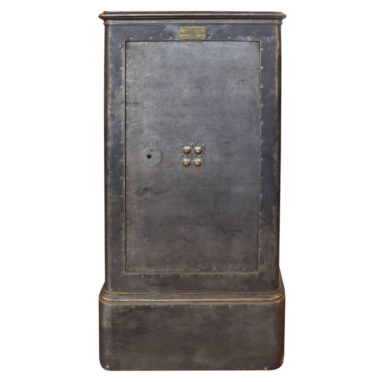 French Cast Iron Safe For Sale at 1stDibs