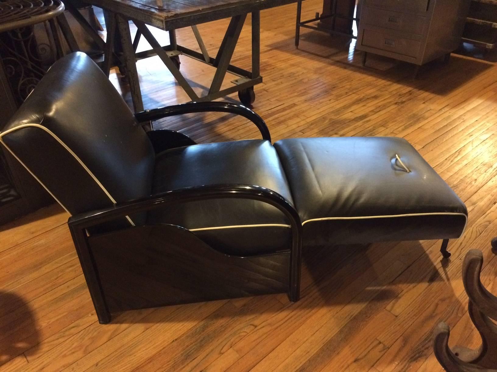 Adjustable Art Deco Lounge Chair 3