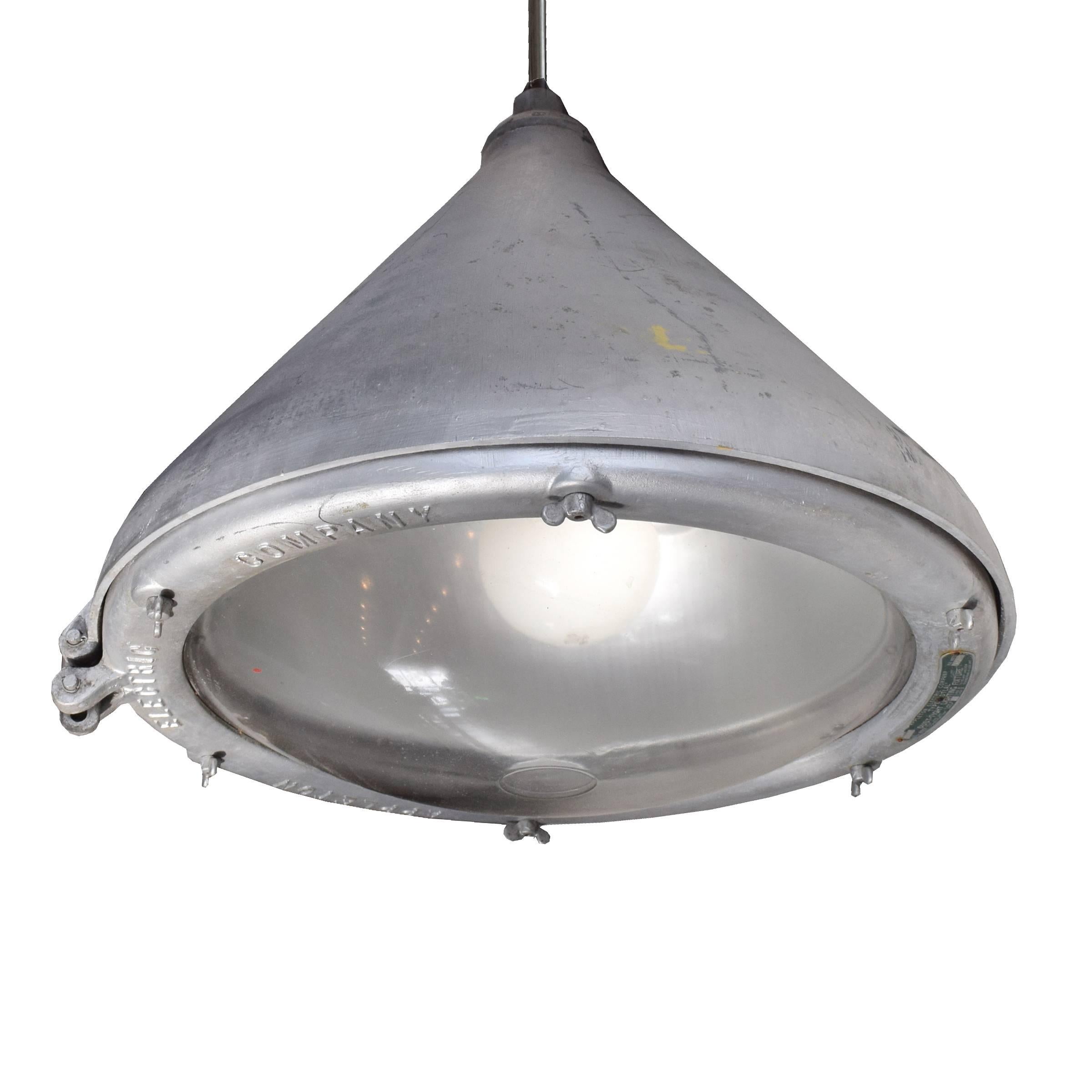 American Industrial Light Fixture In Good Condition In Chicago, IL