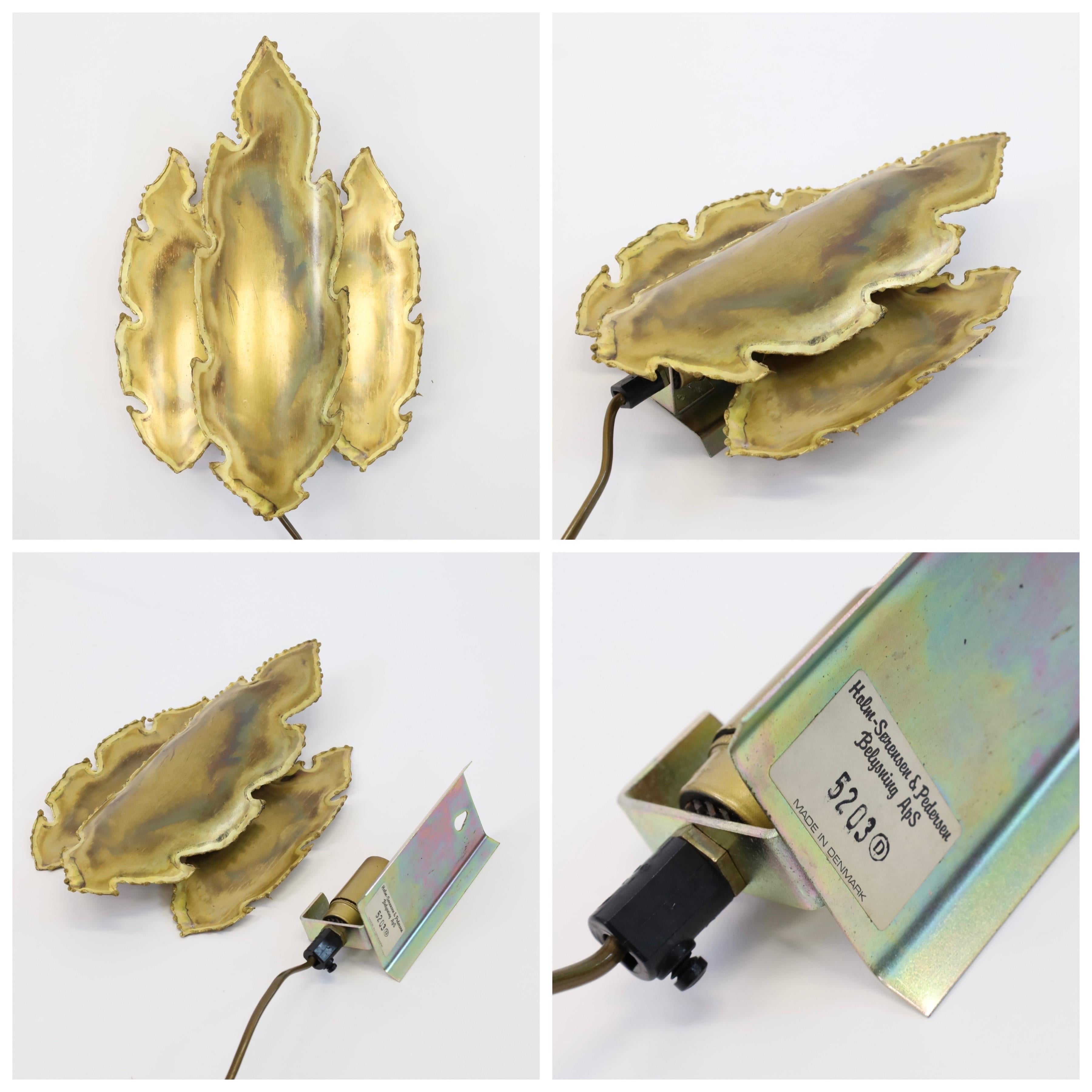 Pair of Leaf-Shaped Brass Wall Lamps by Svend Aage Holm Sorensen, 1960s, Denmark For Sale 1