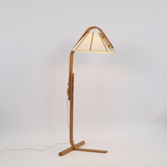 Scandinavian Modern Beech wood Floor Lamp by Jan Wickelgren, 1970s, Sweden