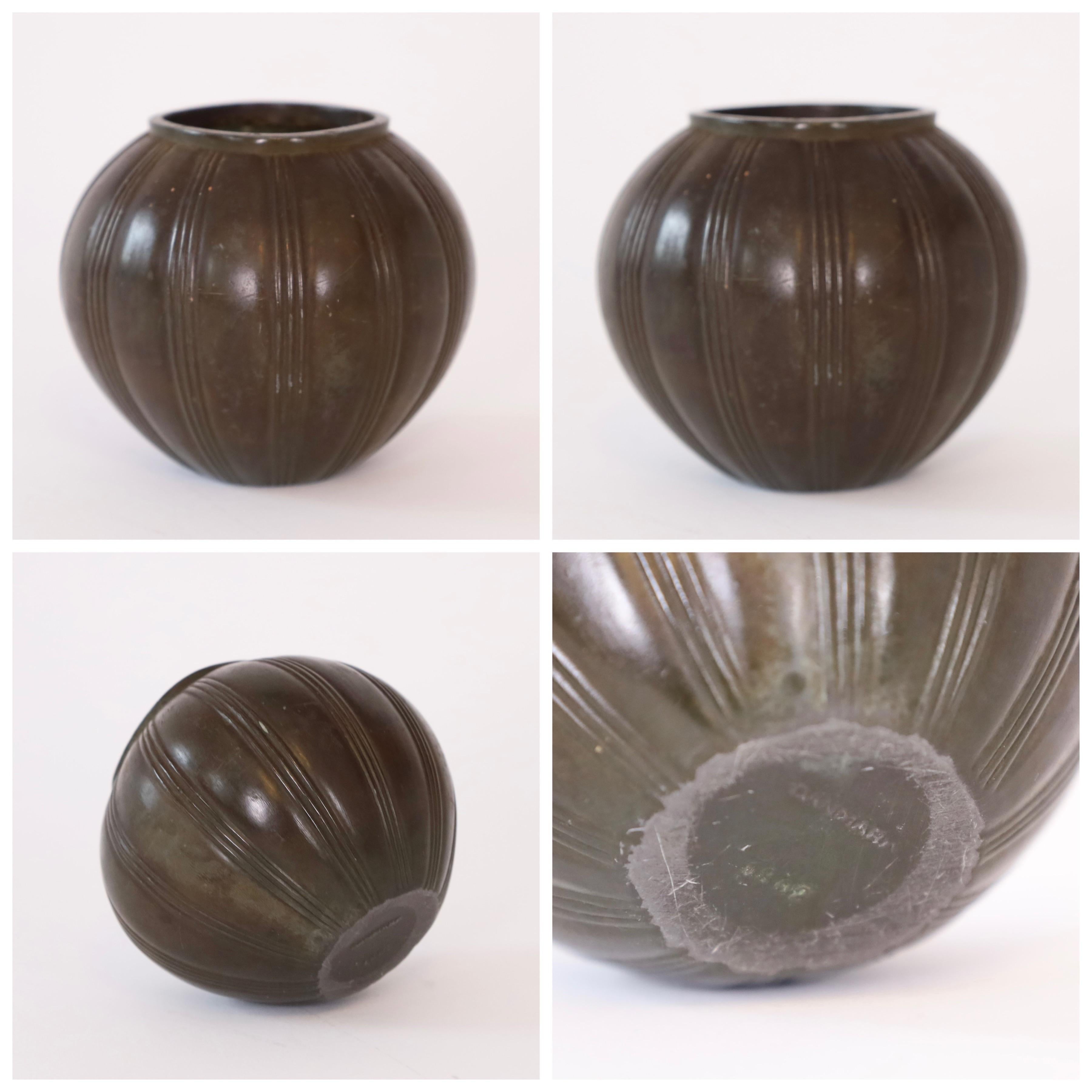 Coppia di vasi rotondi Art Déco di Just Andersen, anni '30, Danimarca in vendita 2