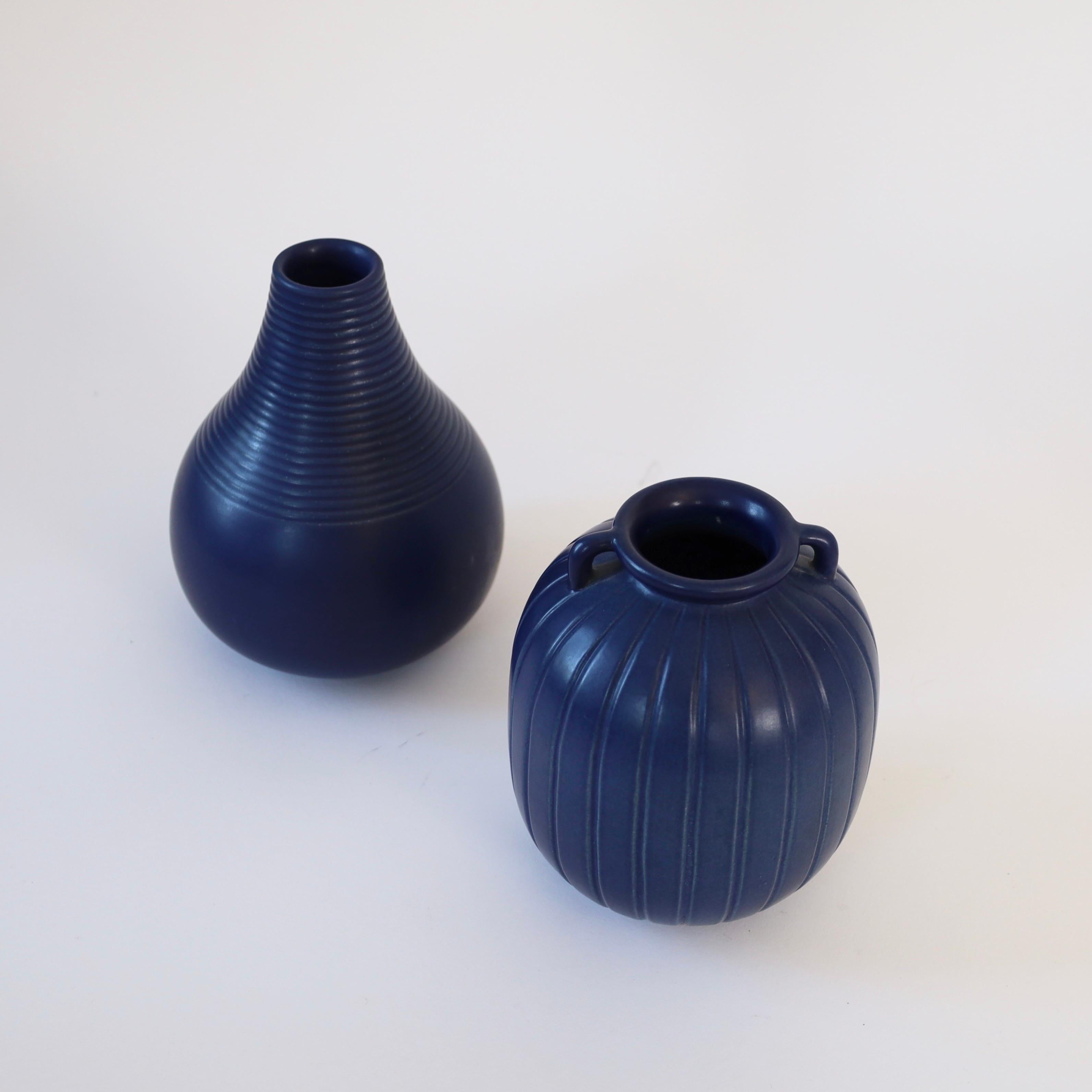 Ceramica Set di vasi in gres blu di Axel Sorensen per P. Ipsens Enke, anni '40, Danimarca in vendita