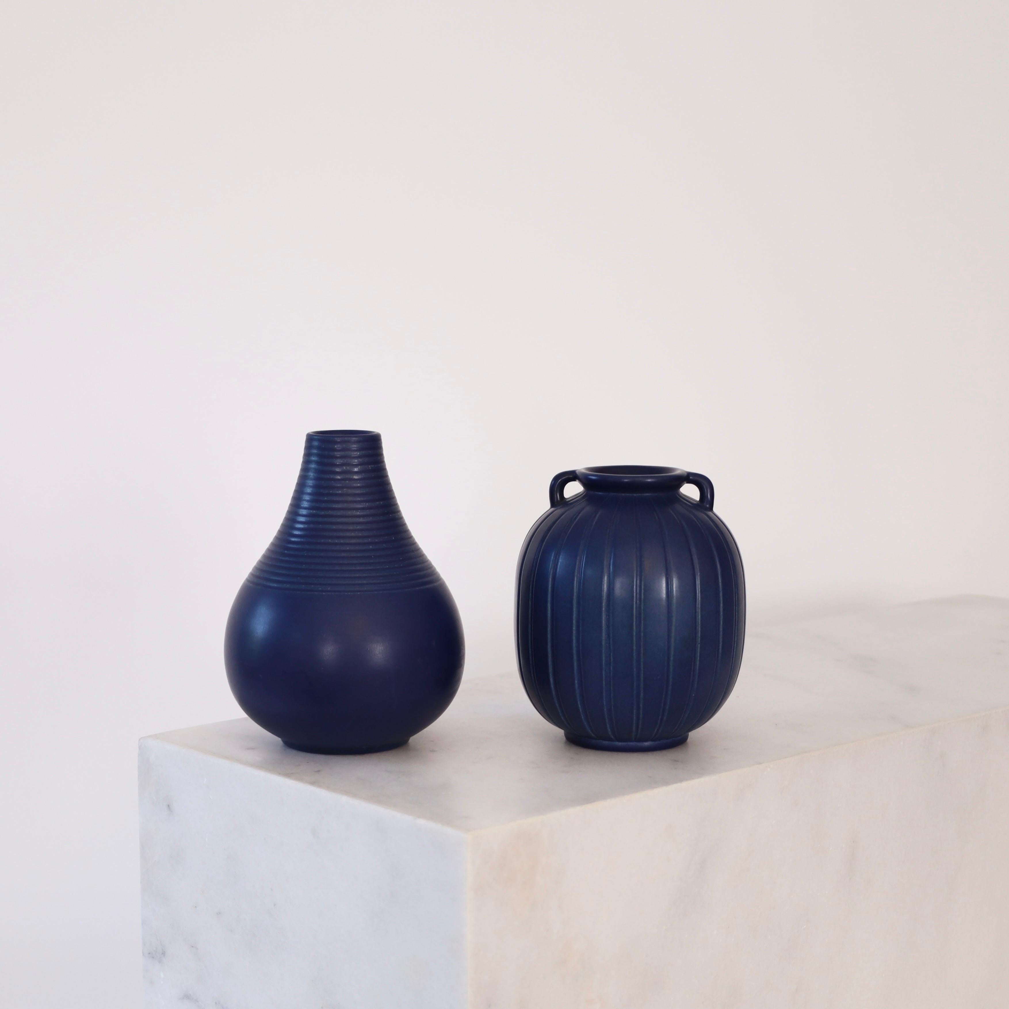 Set di vasi in gres blu di Axel Sorensen per P. Ipsens Enke, anni '40, Danimarca in vendita 5