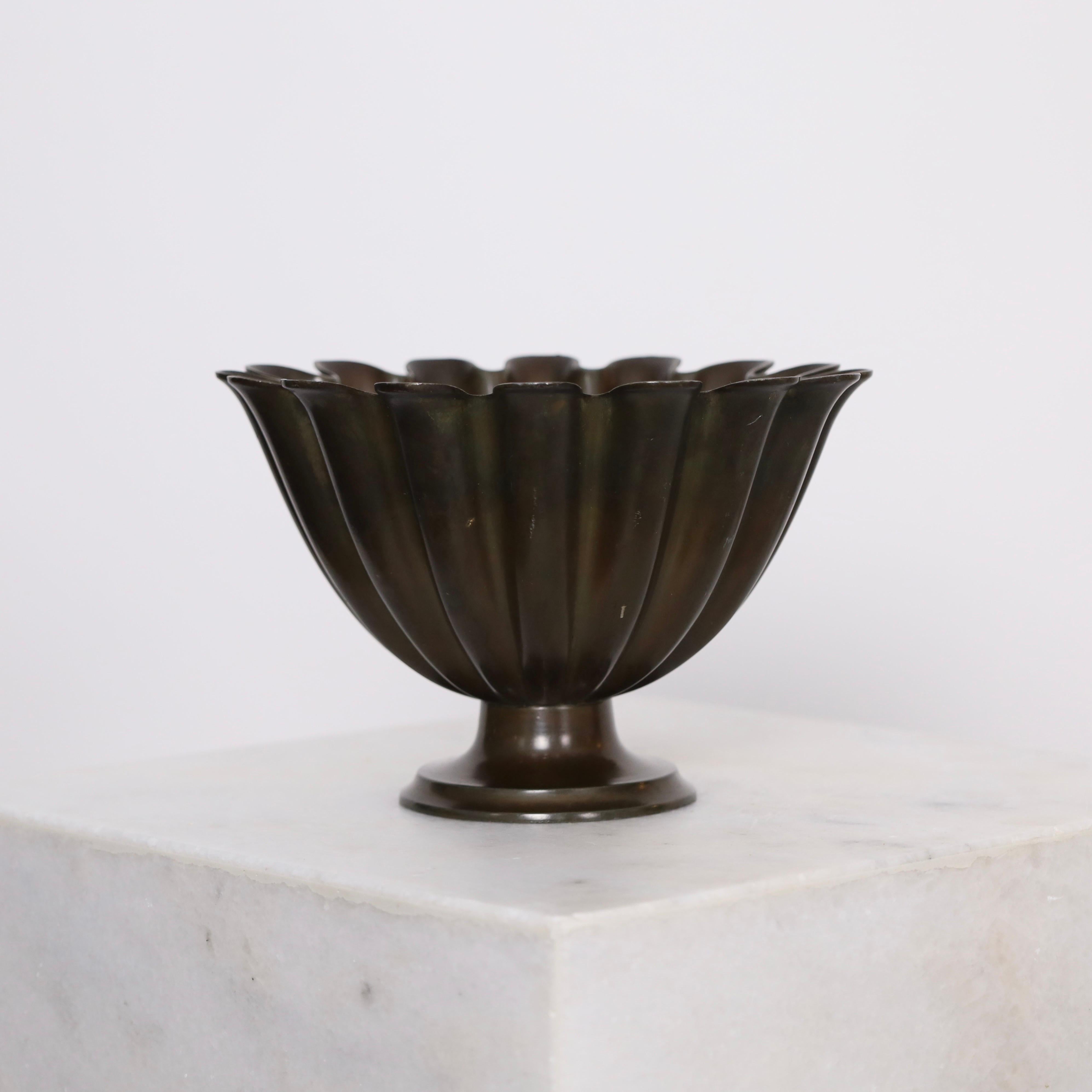Scalloped Pedestal Bowl by Just Andersen 1920s, Denmark For Sale 6