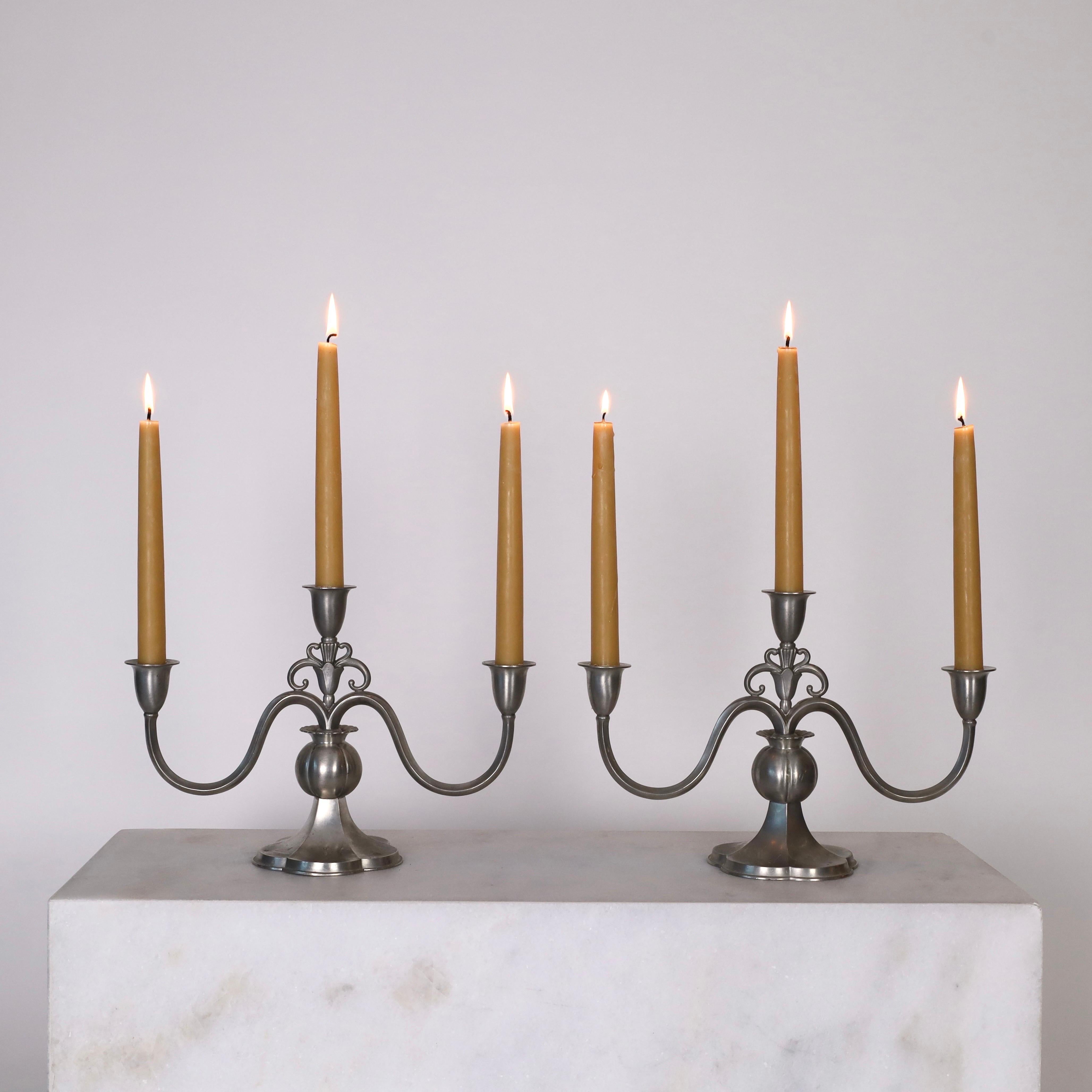 Art déco Candélabres - Étain  par Just Andersen, années 1920, Danemark en vente