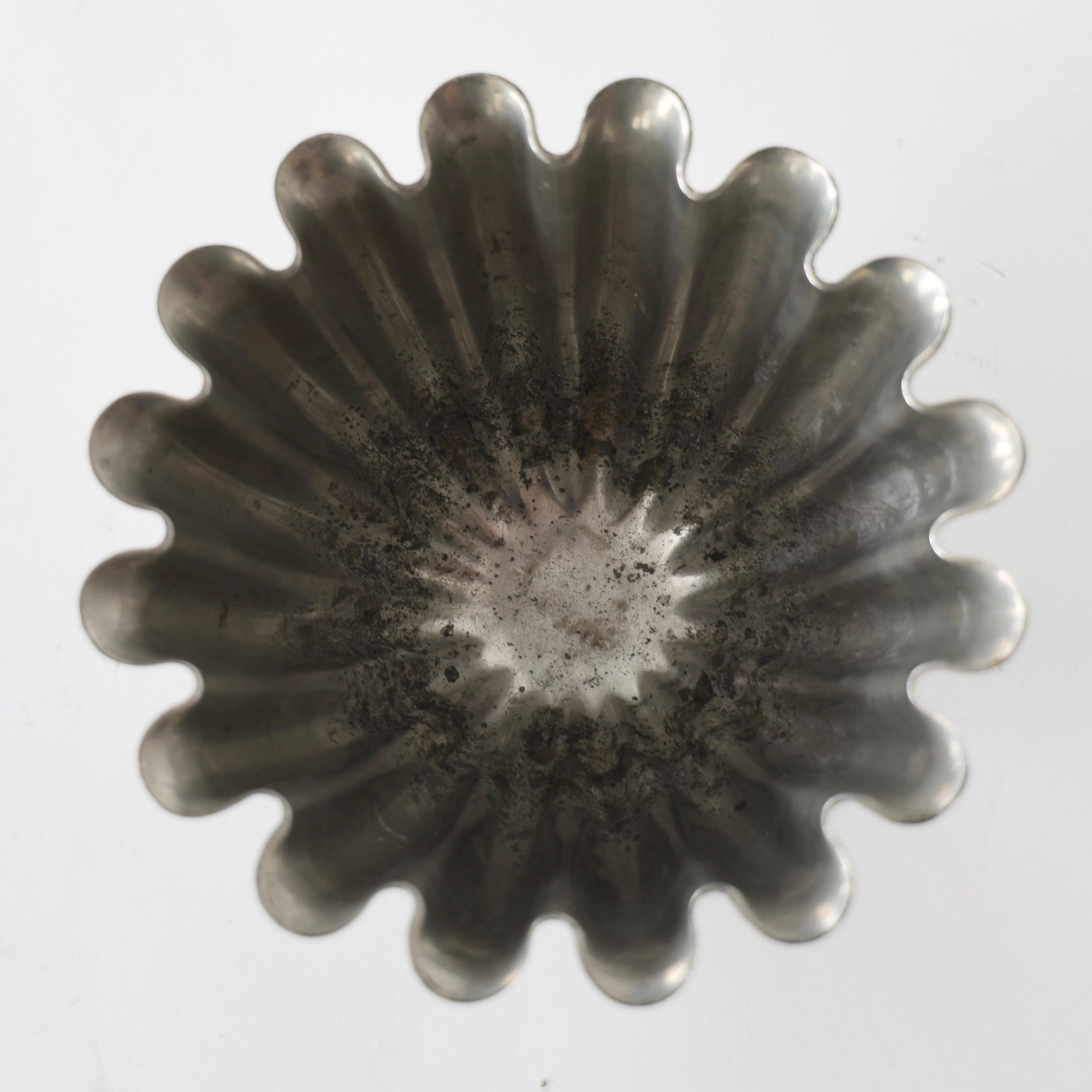 Scalloped Pedestal Pewter Bowl by Just Andersen, 1920s, Denmark For Sale 5