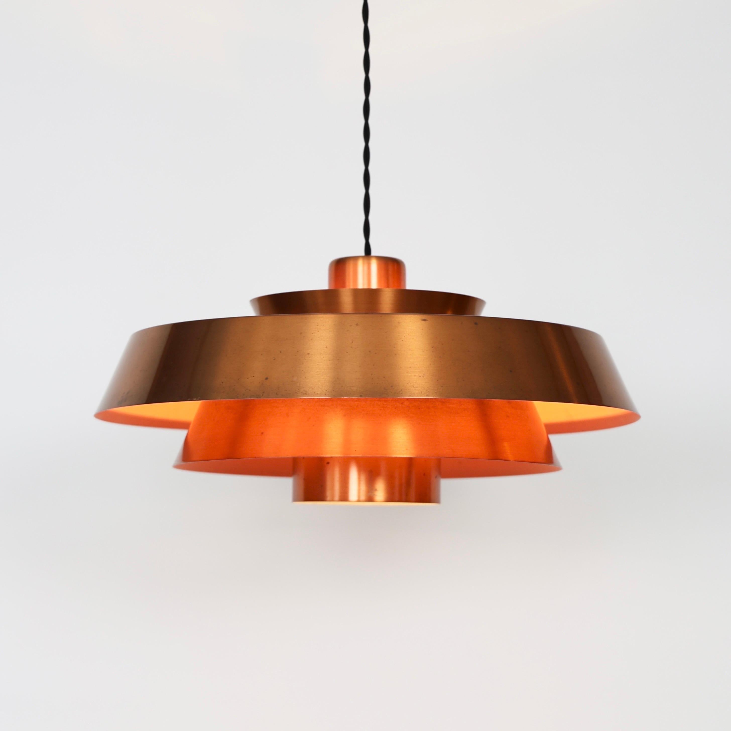 Metà XX secolo Lampada a sospensione Nova in rame di Jo Hammerborg per Fog and Morup, 1960, Danimarca in vendita