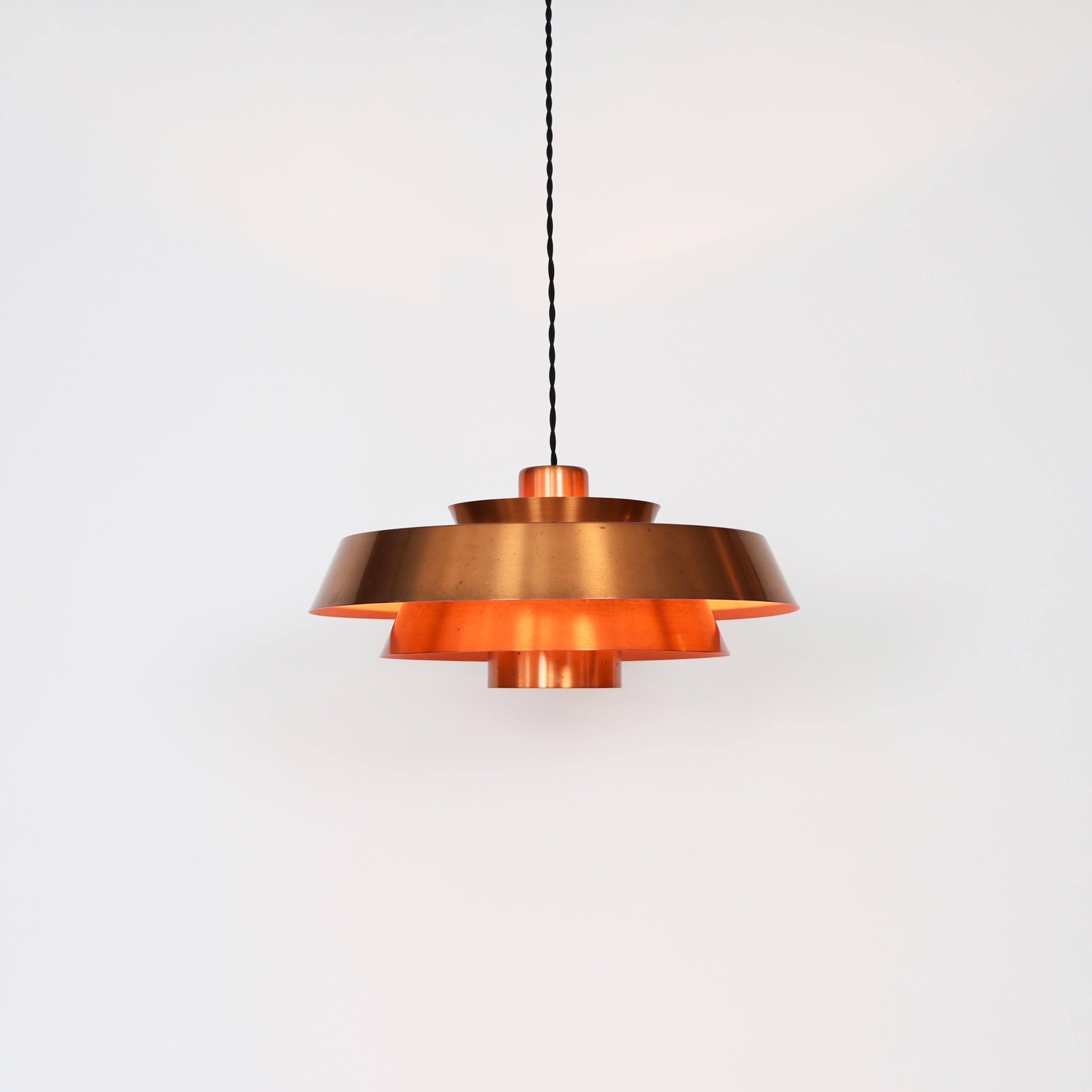 Lampada a sospensione Nova in rame di Jo Hammerborg per Fog and Morup, 1960, Danimarca In condizioni buone in vendita a Værløse, DK