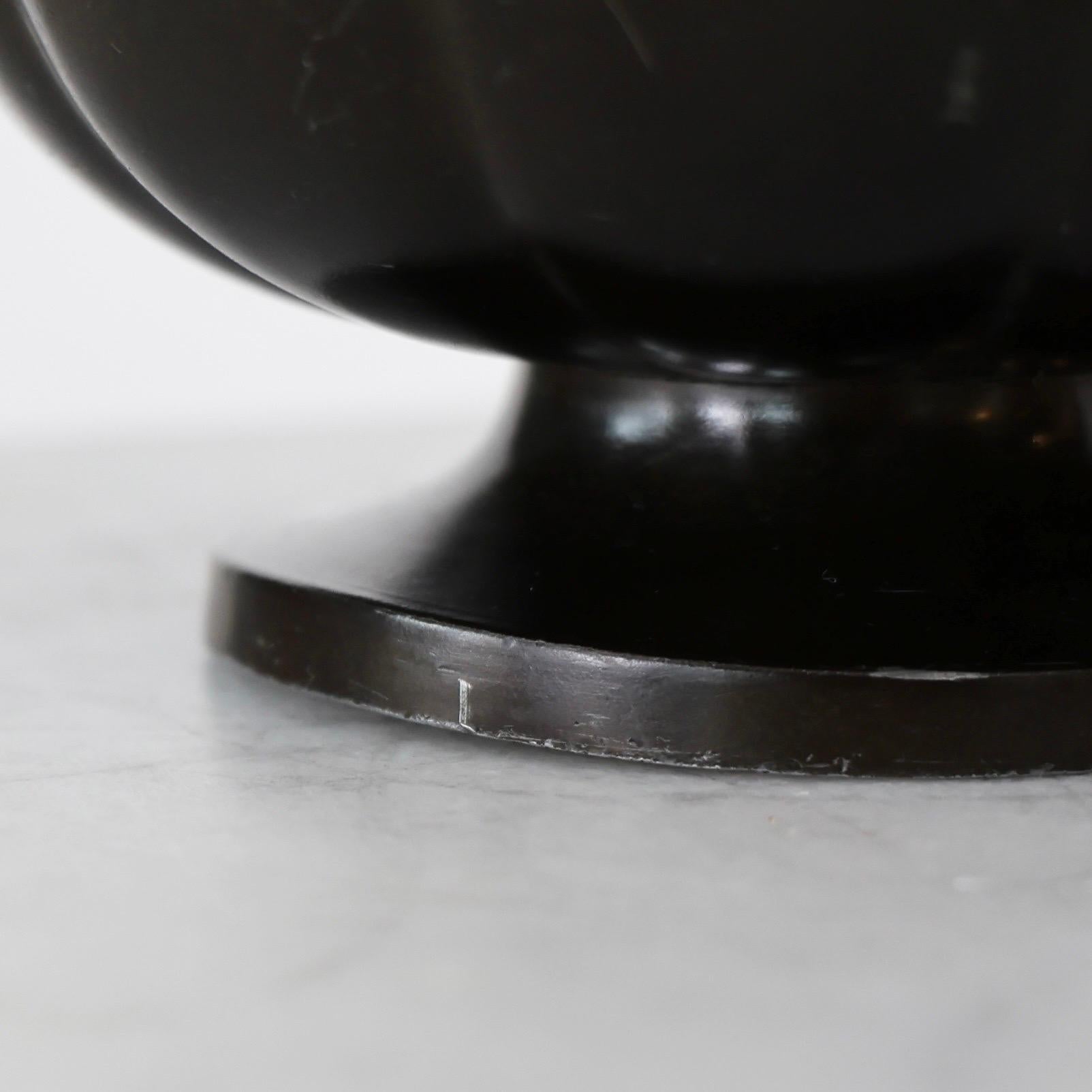 Lampada da tavolo Diskometal a forma di zucca di Just Andersen, anni '20, Danimarca in vendita 7