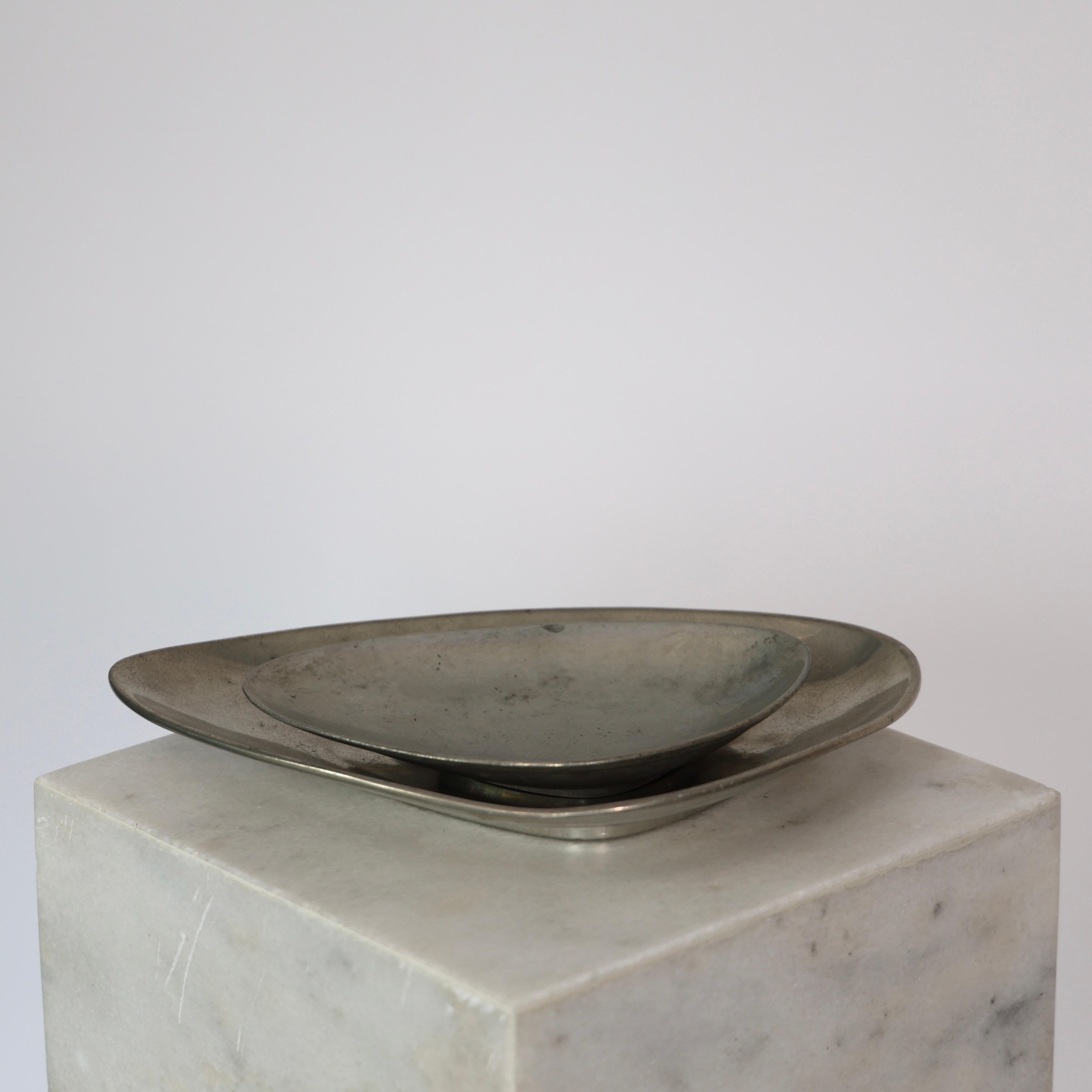 Pewter Plates designed by Arne Erkers for Just Andersen, 1950s, Denmark In Good Condition For Sale In Værløse, DK