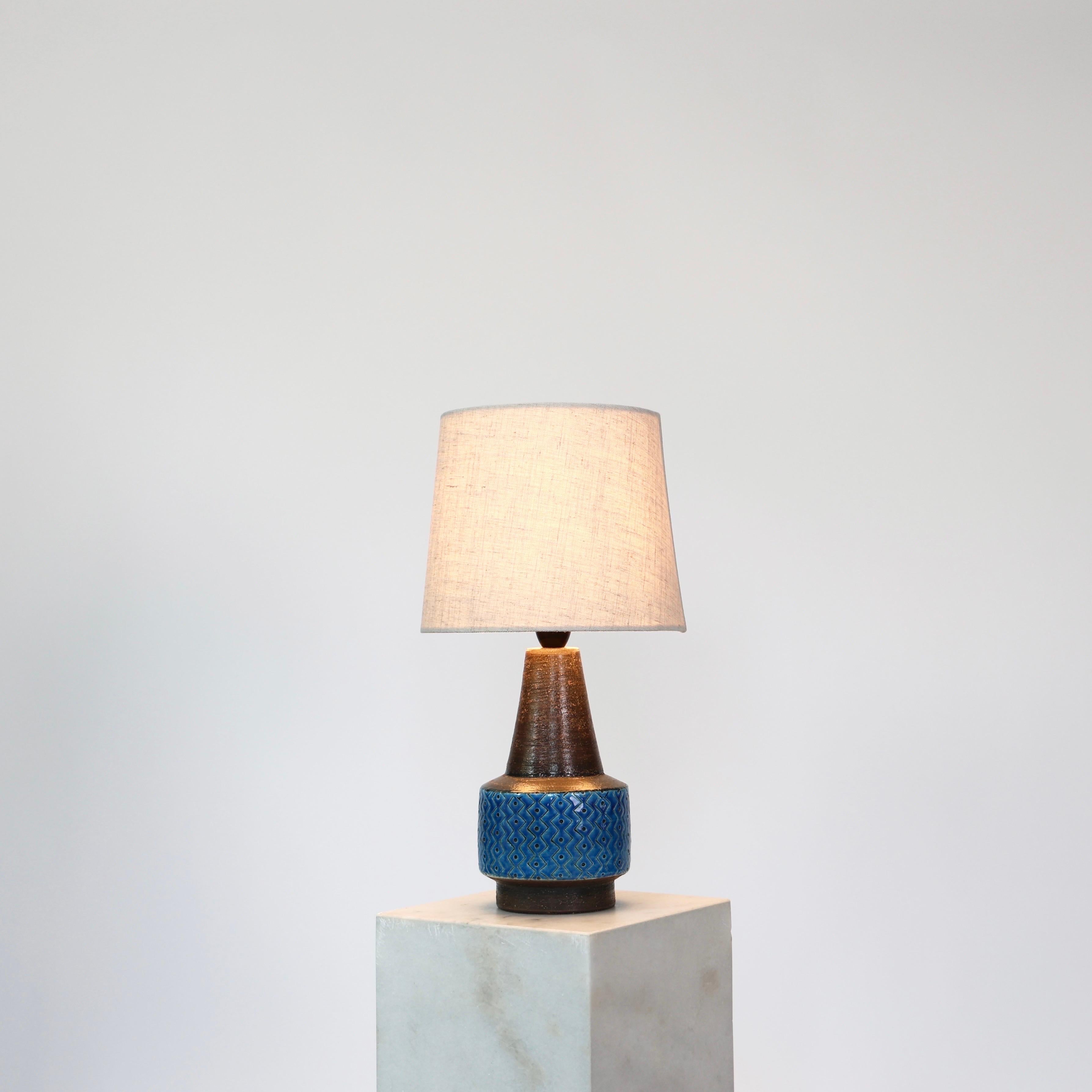 Schreibtischlampe aus Steingut von Svend Aage Holm Sorensen, 1950er Jahre im Zustand „Gut“ im Angebot in Værløse, DK