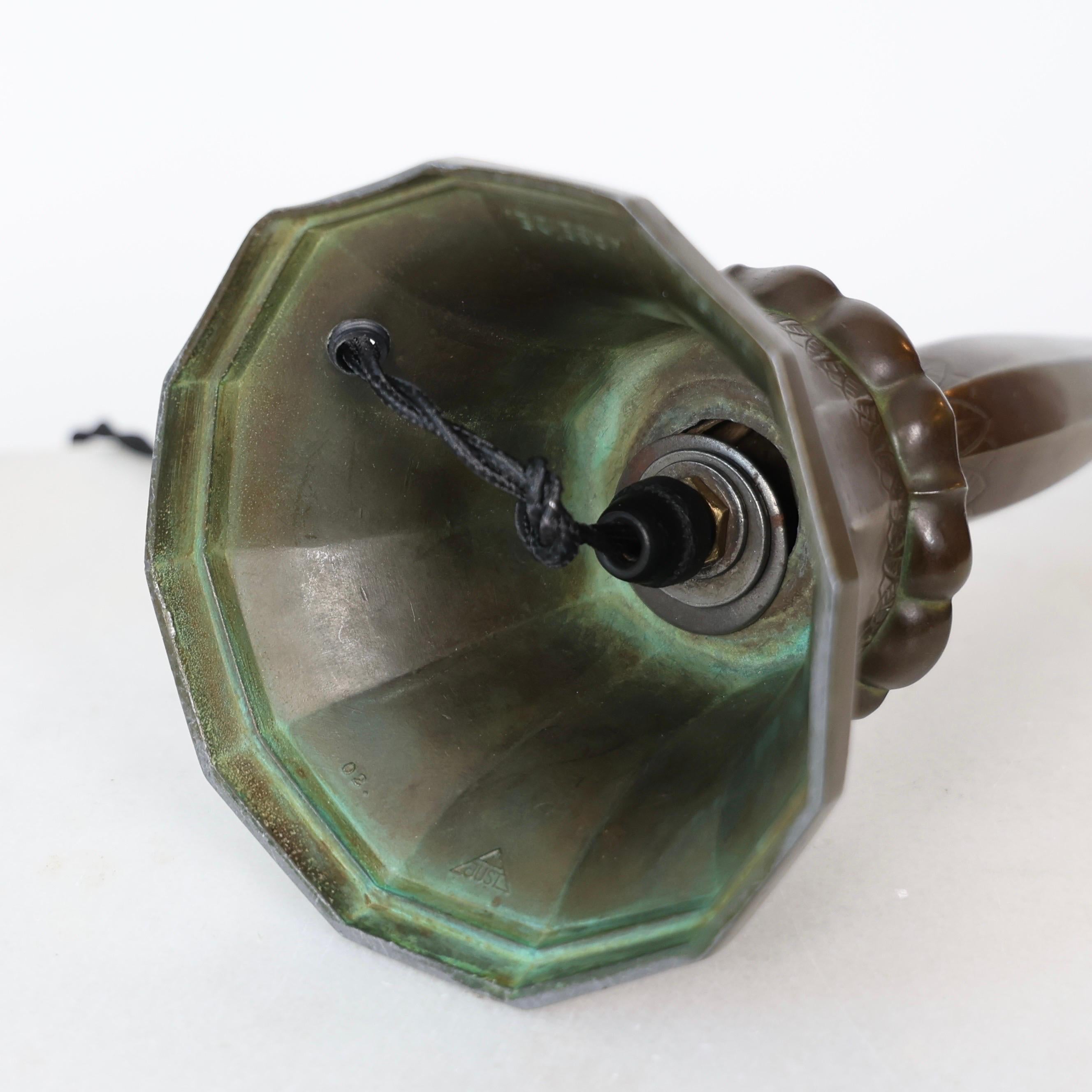 Lampes de table Diskometal de Just Andersen, années 1920, Danemark en vente 6