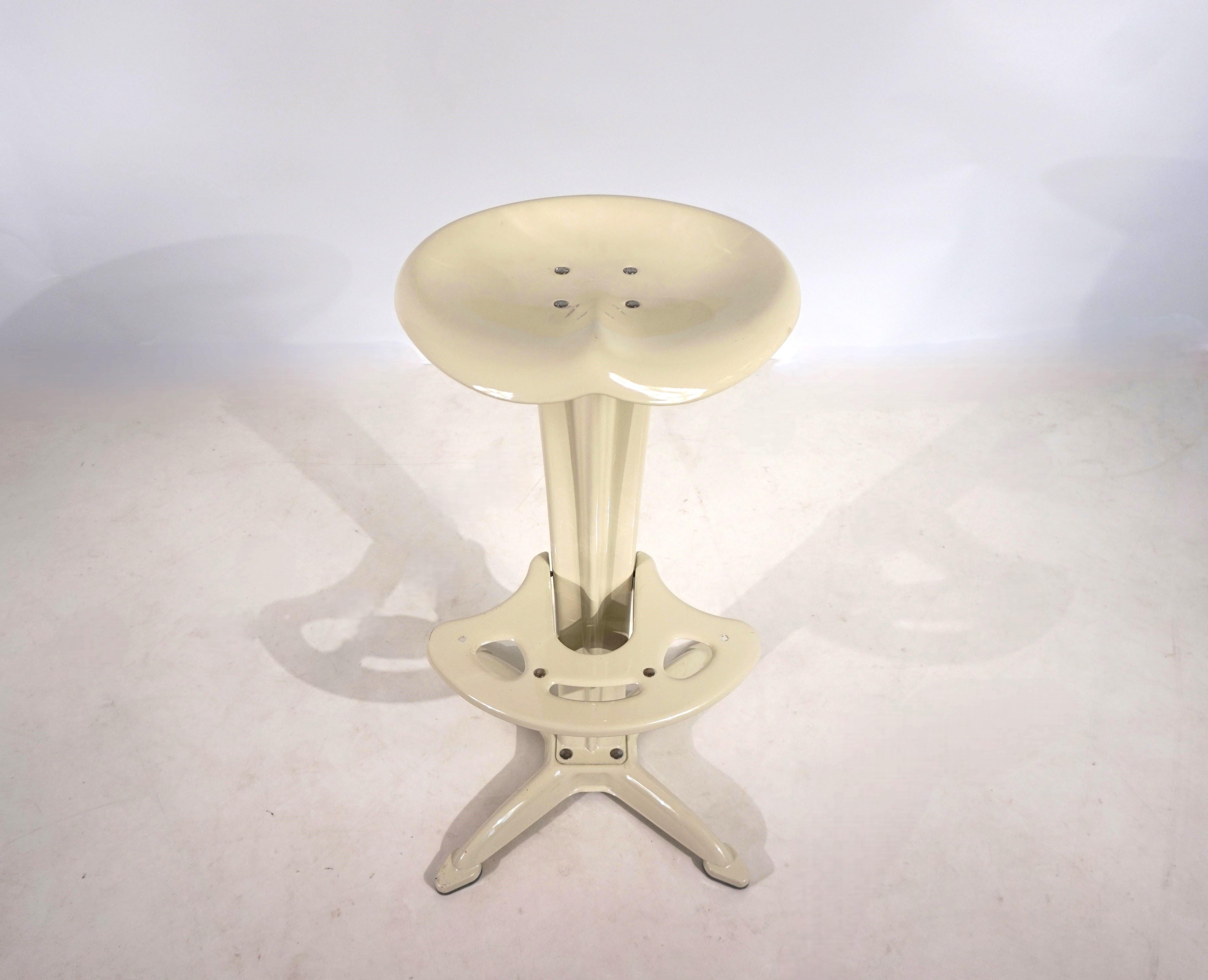 Lotus-Barhocker von Yasu Sasamoto für Dulton Co., 1990 im Zustand „Gut“ im Angebot in Ludwigslust, DE
