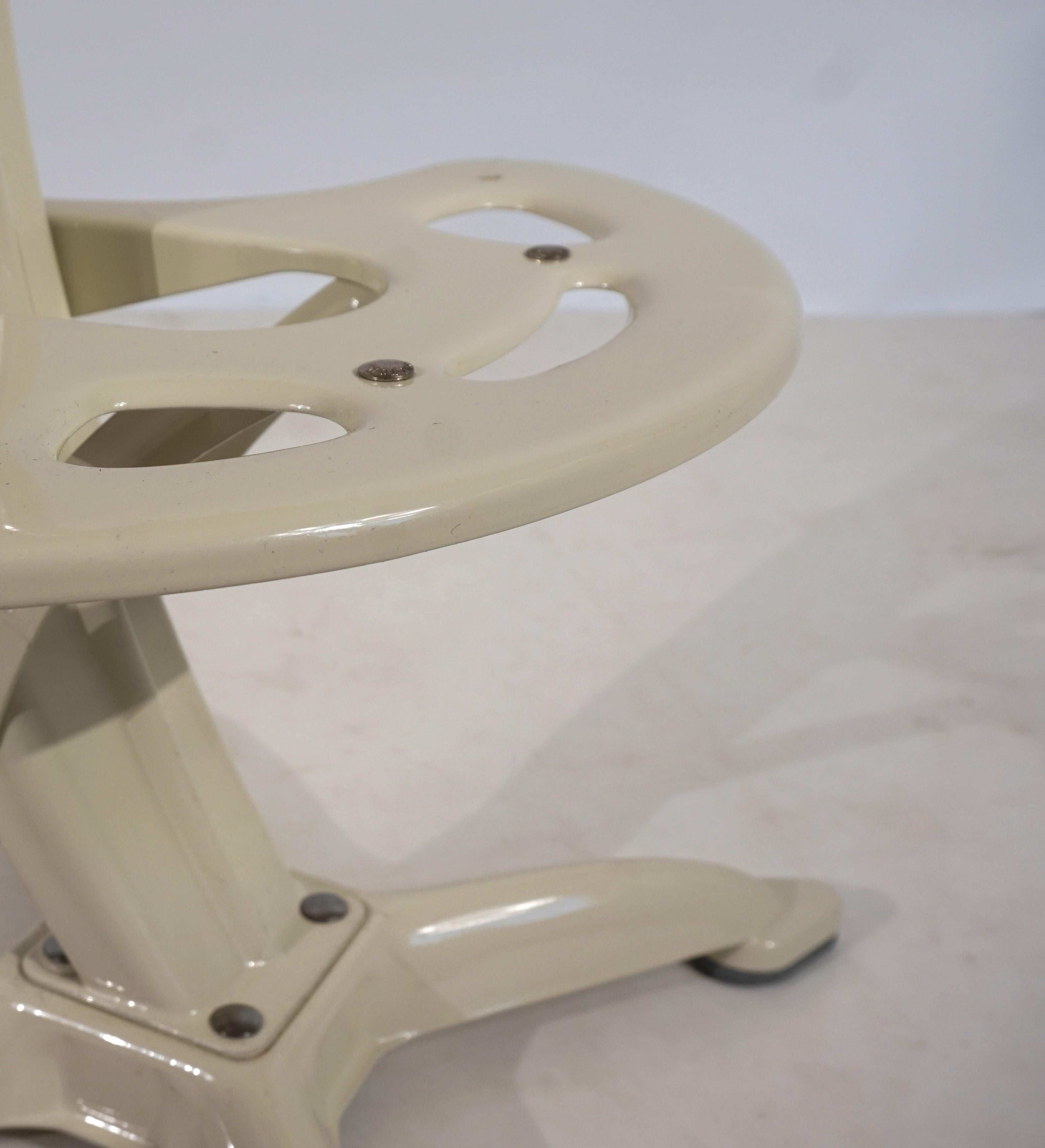 Lotus-Barhocker von Yasu Sasamoto für Dulton Co., 1990 im Angebot 5
