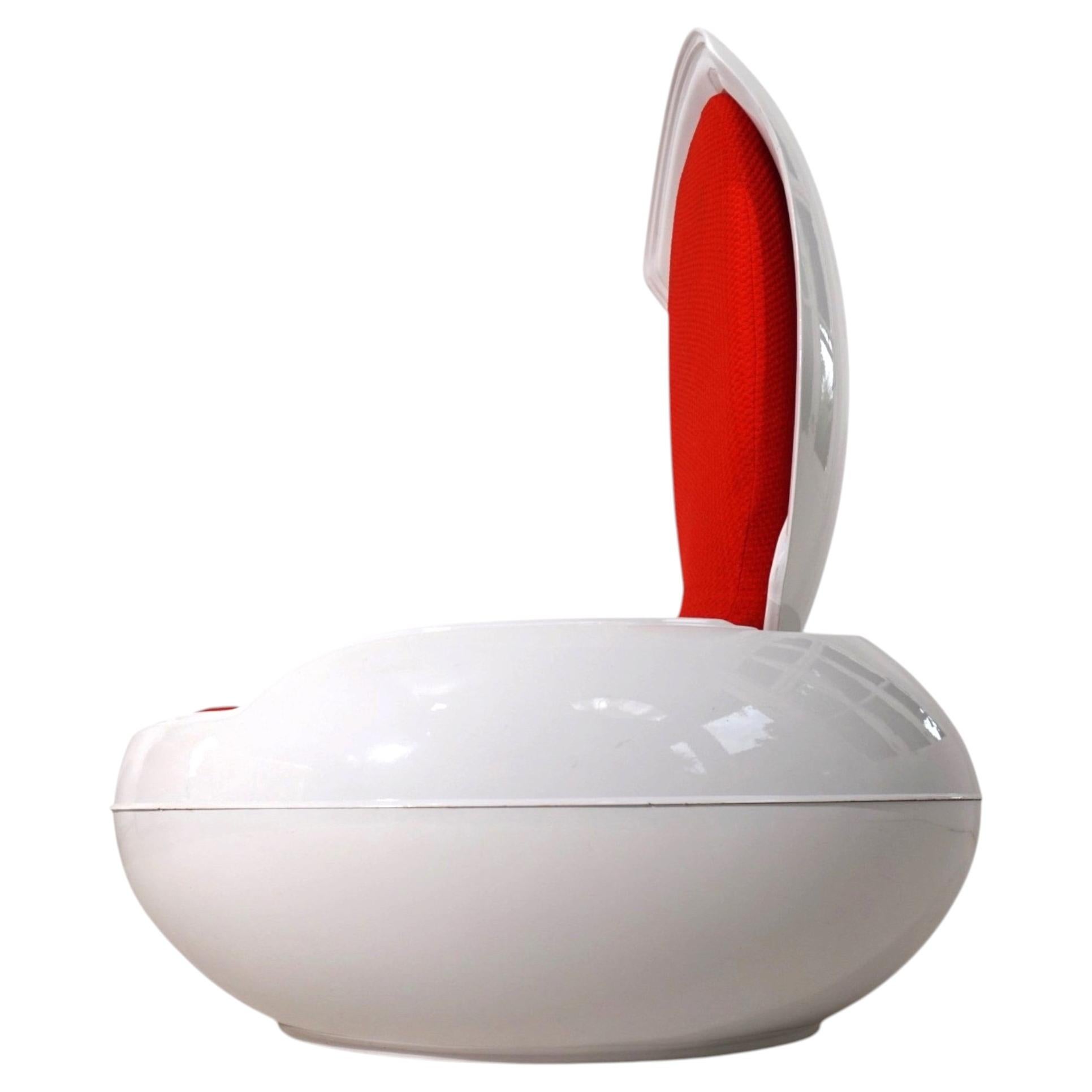 Peter Ghyczy Senftenberger: poltrona Egg Lounge / poltrona da giardino Egg per Elastogran