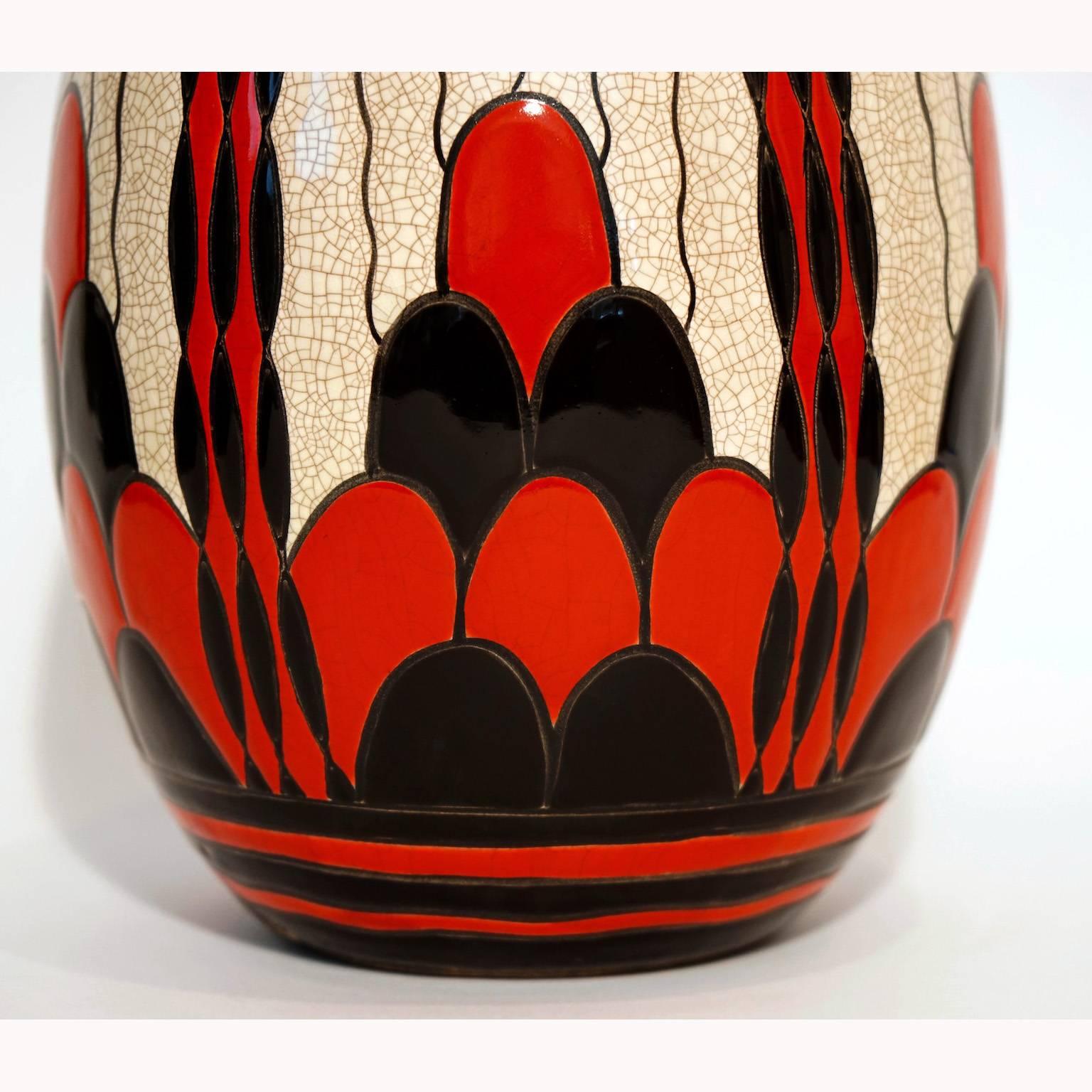 art deco vase designs